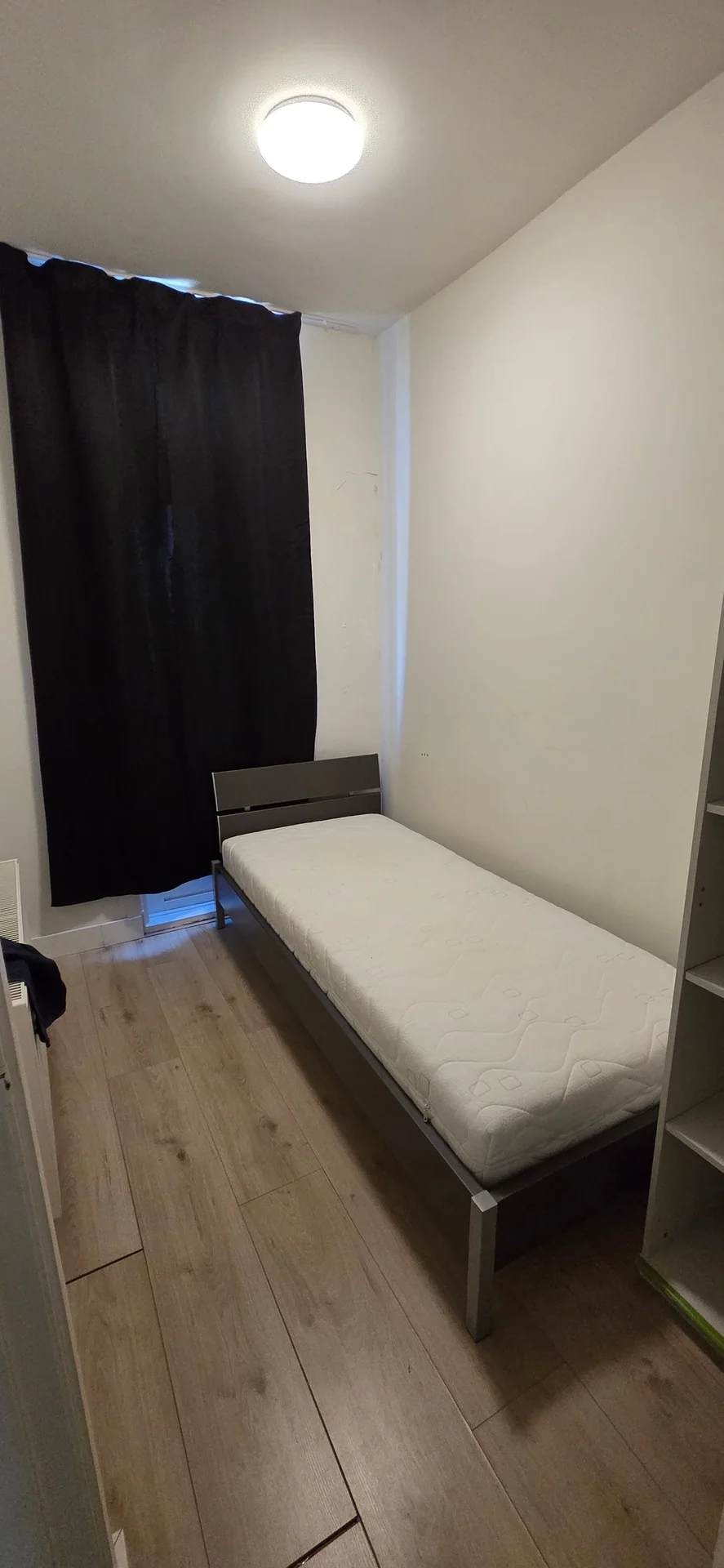 Foto van de Kamer gelegen aan de Groene Hilledijk in Rotterdam