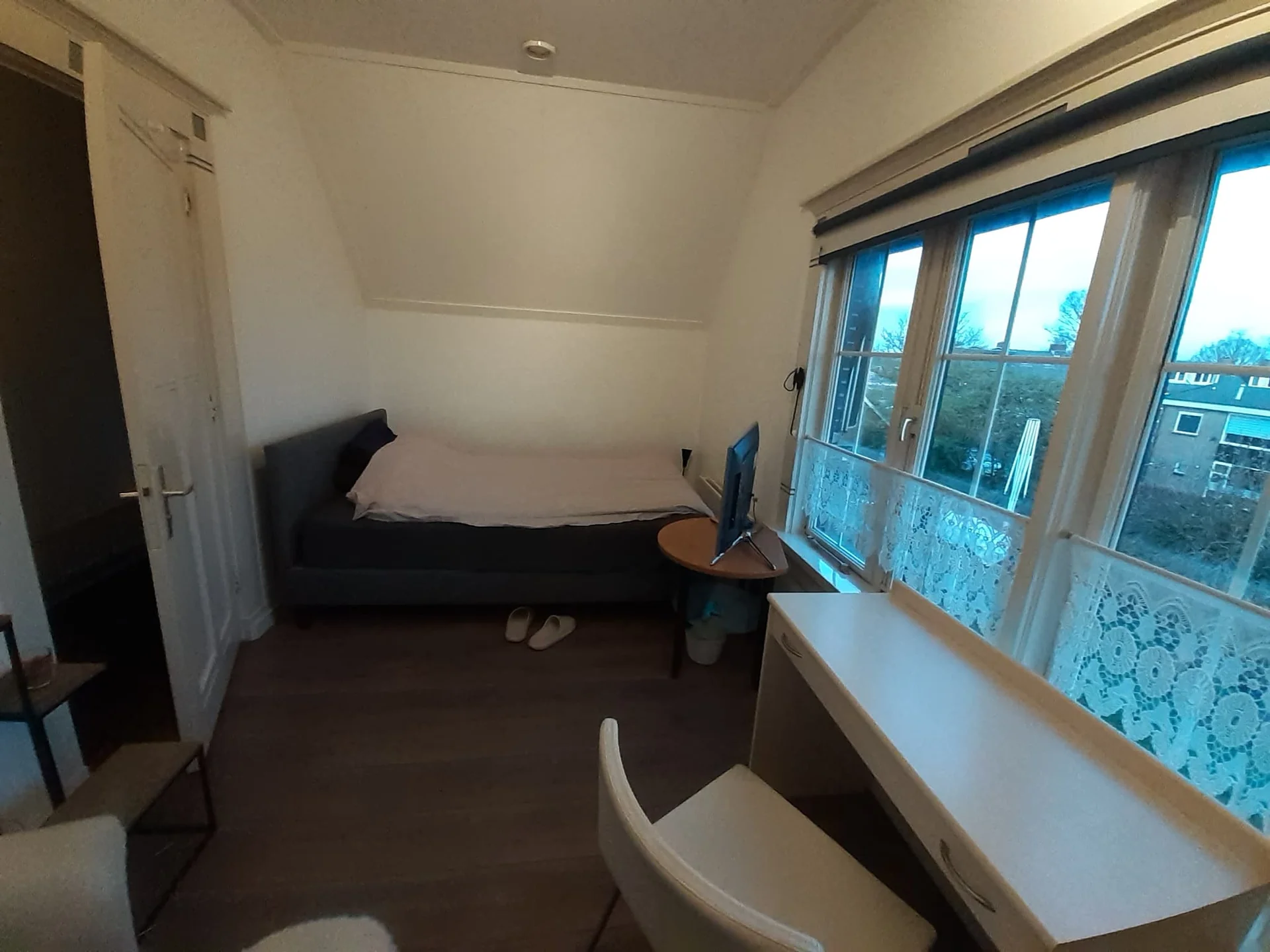 Foto van de Kamer gelegen aan de Aalsmeerderweg in Aalsmeer