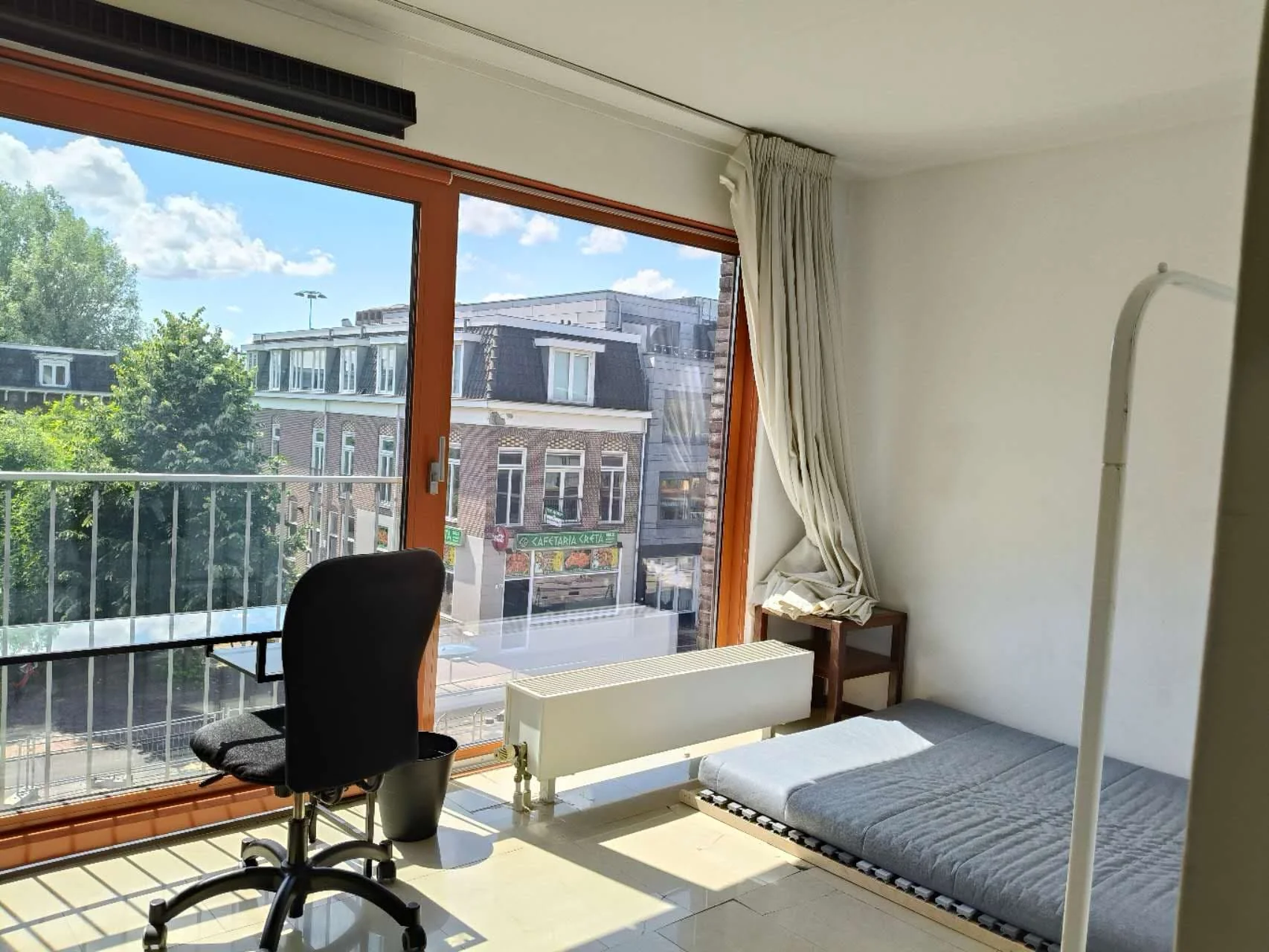 Foto van de Kamer gelegen aan de Amsterdamsestraatweg in Utrecht