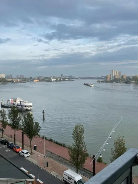 Foto van de Appartement gelegen aan de Piet Smitkade in Rotterdam