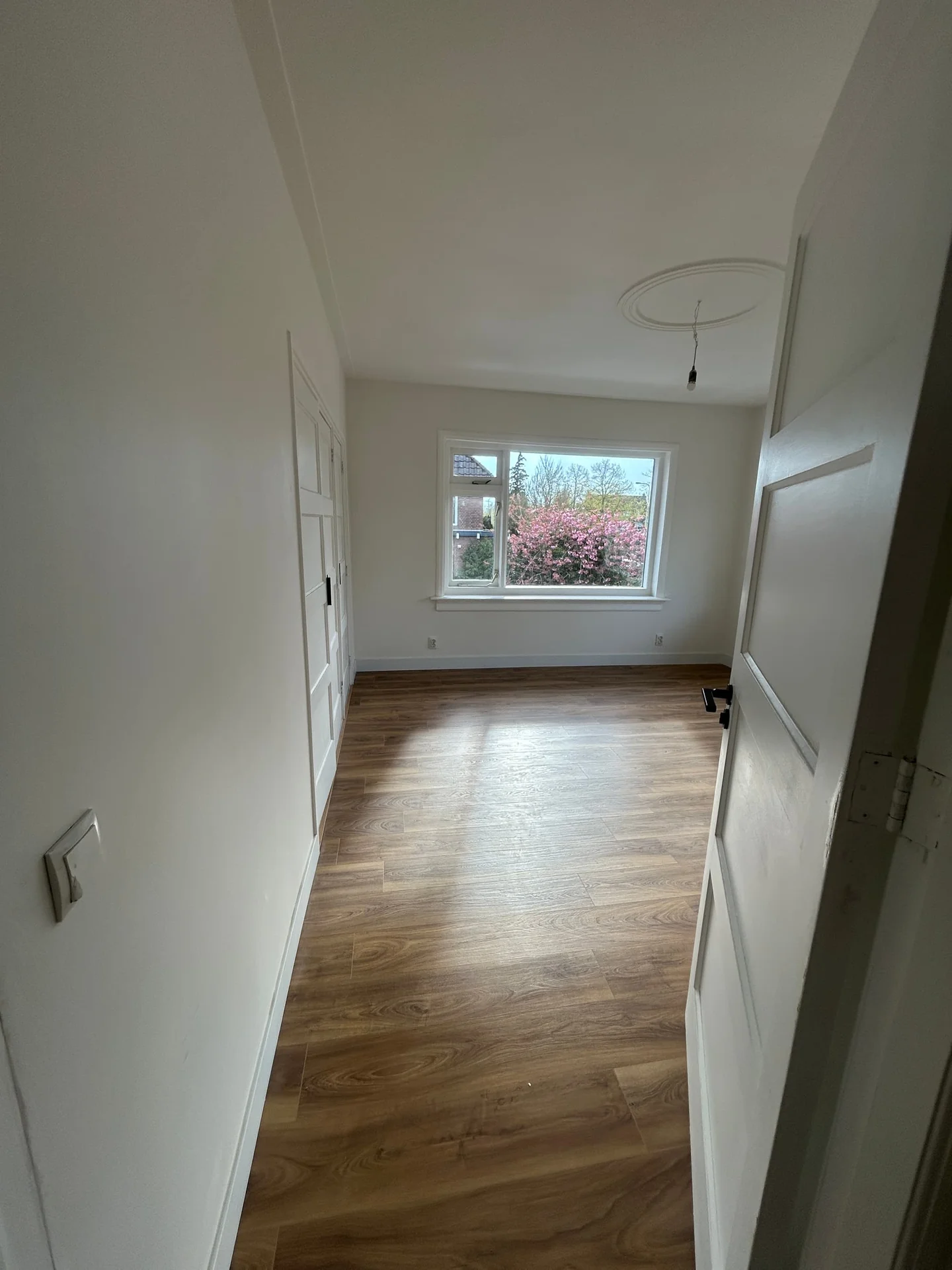 Foto van de Kamer gelegen aan de Groningerstraatweg in Leeuwarden