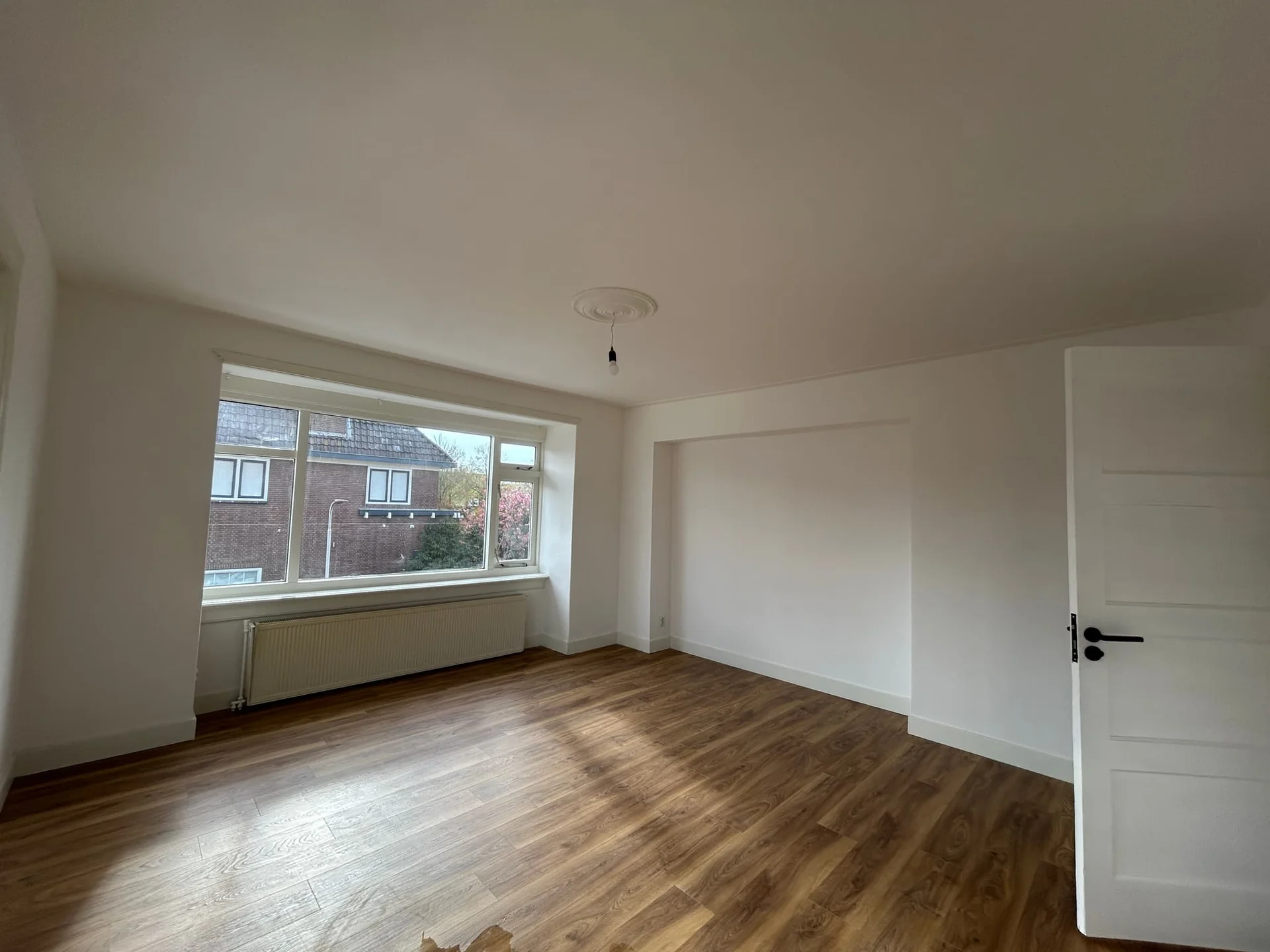 Foto van de Kamer gelegen aan de Groningerstraatweg in Leeuwarden