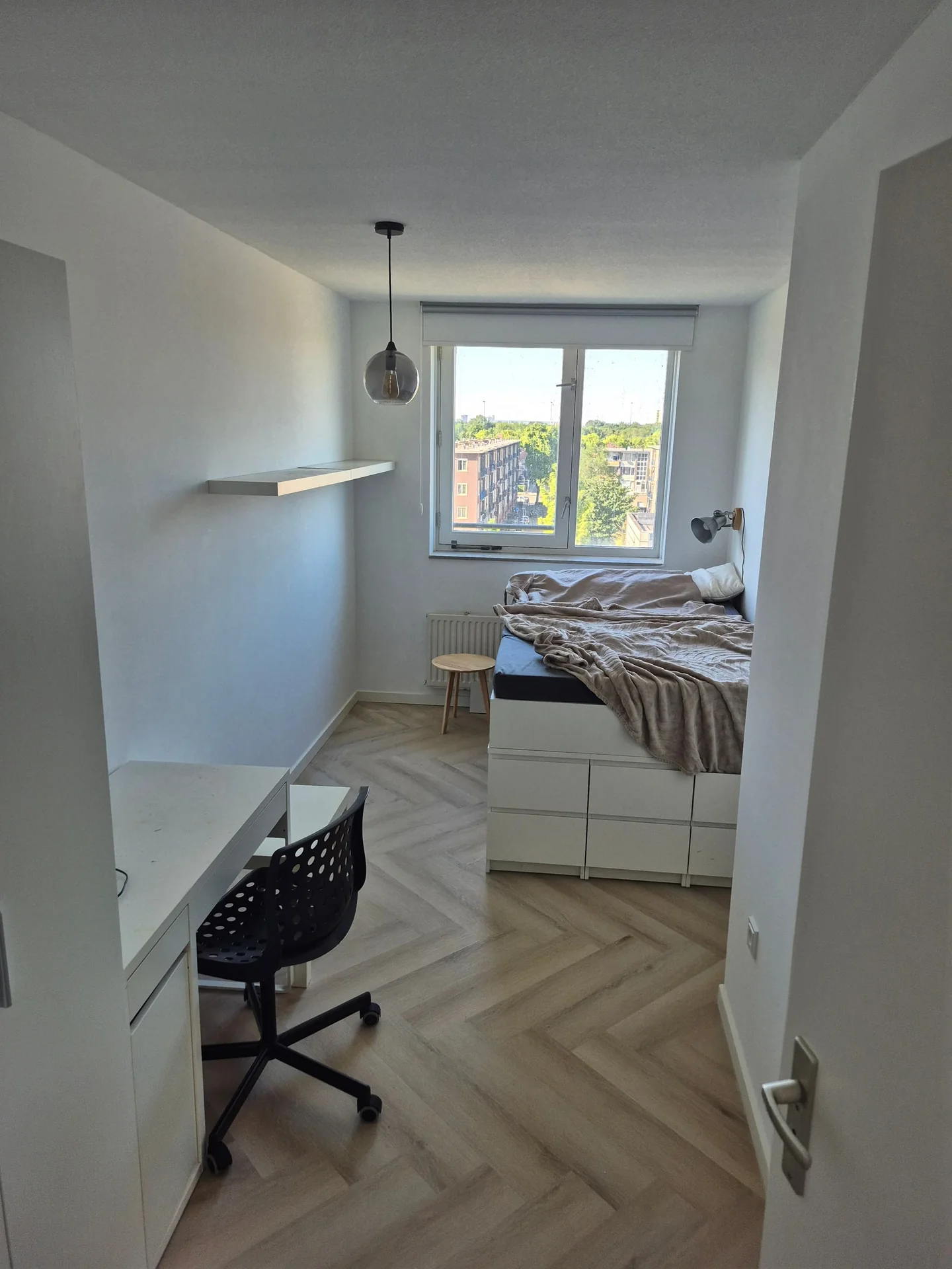 Foto van de Kamer gelegen aan de Cornelis van Rijplantsoen in Amsterdam