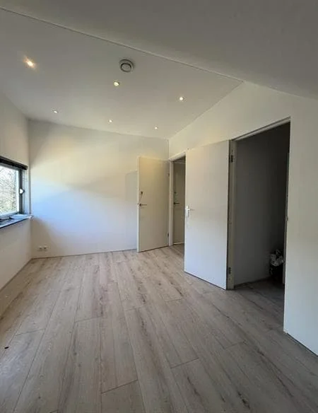 Foto van de Kamer gelegen aan de Platostraat in Rotterdam