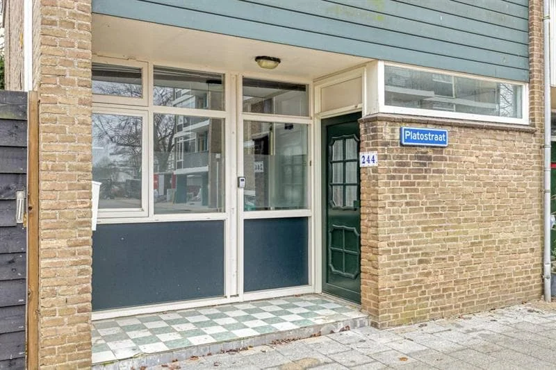 Foto van de Kamer gelegen aan de Platostraat in Rotterdam