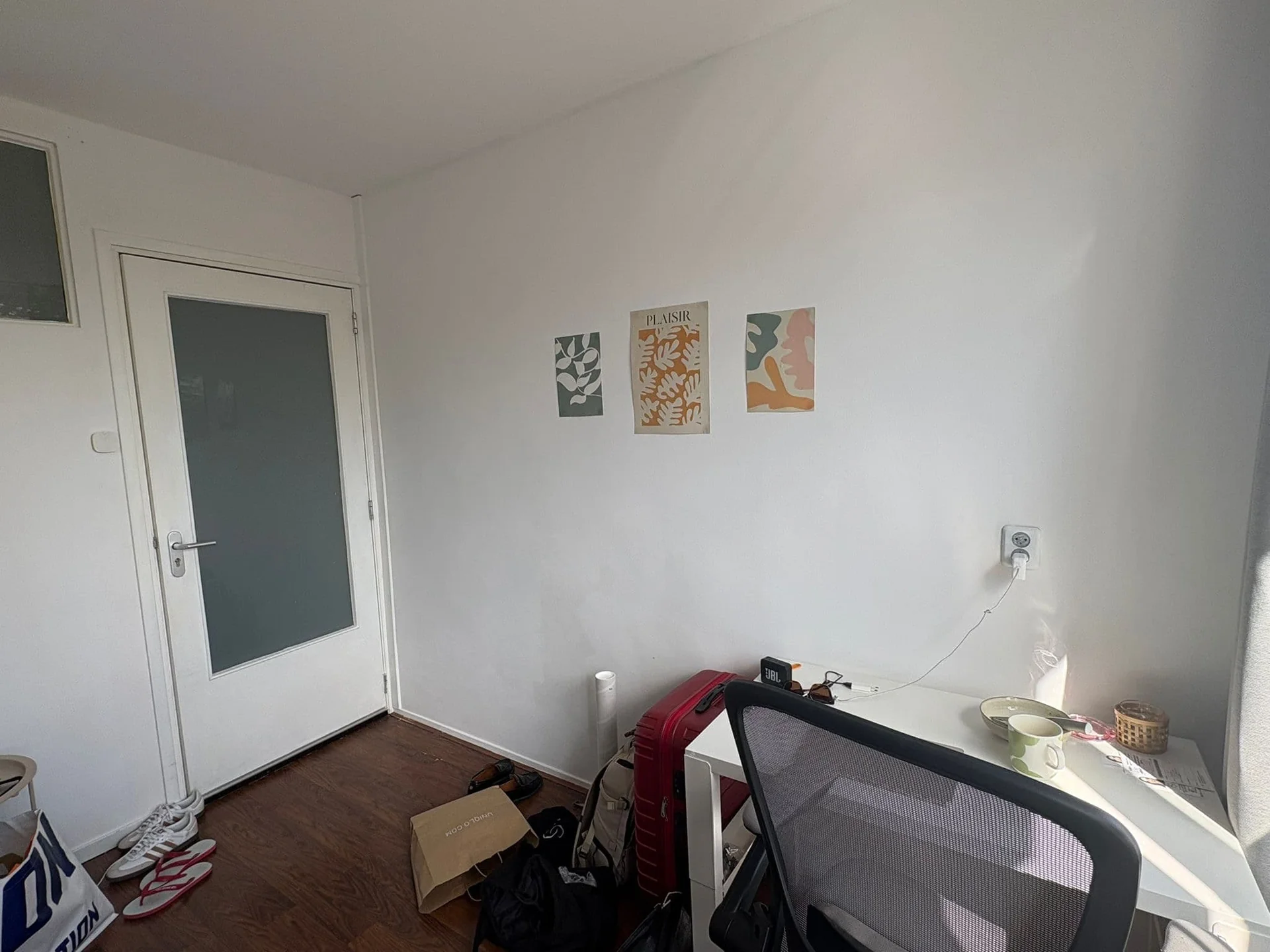 Foto van de Kamer gelegen aan de Edmond Hellenraadstraat in Rotterdam