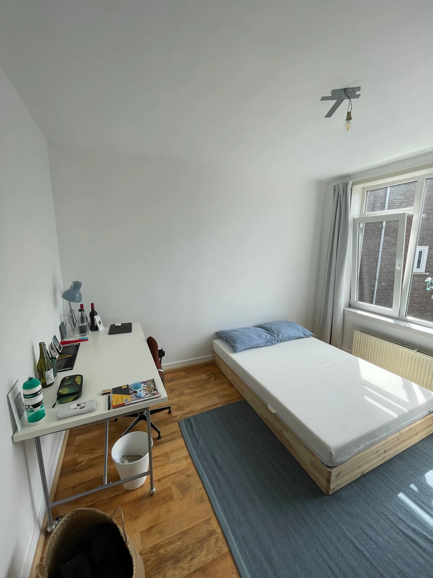 Foto van de Kamer gelegen aan de Van Malsenstraat in Rotterdam