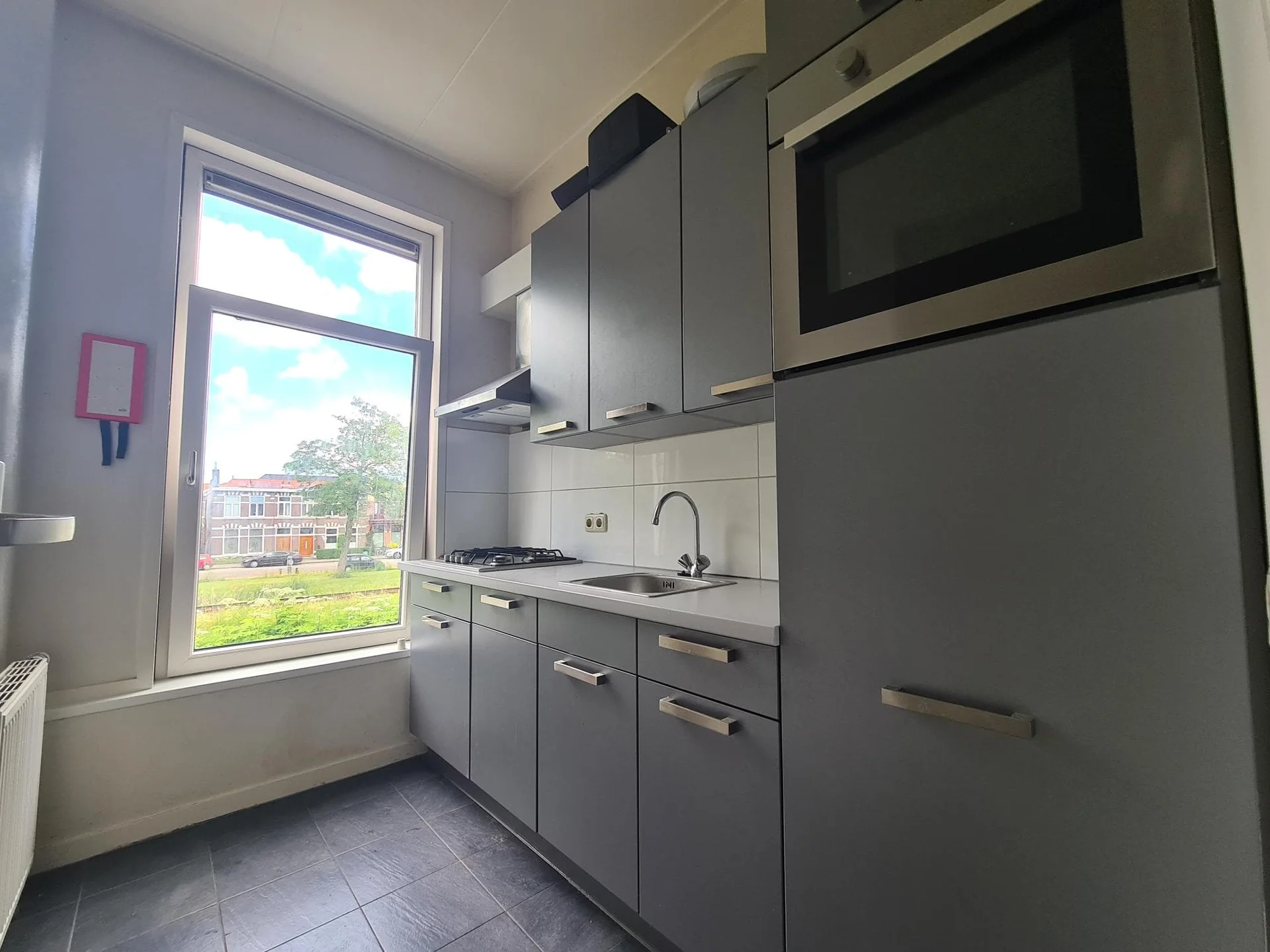 Foto van de Kamer gelegen aan de Spoorstraat in Leeuwarden