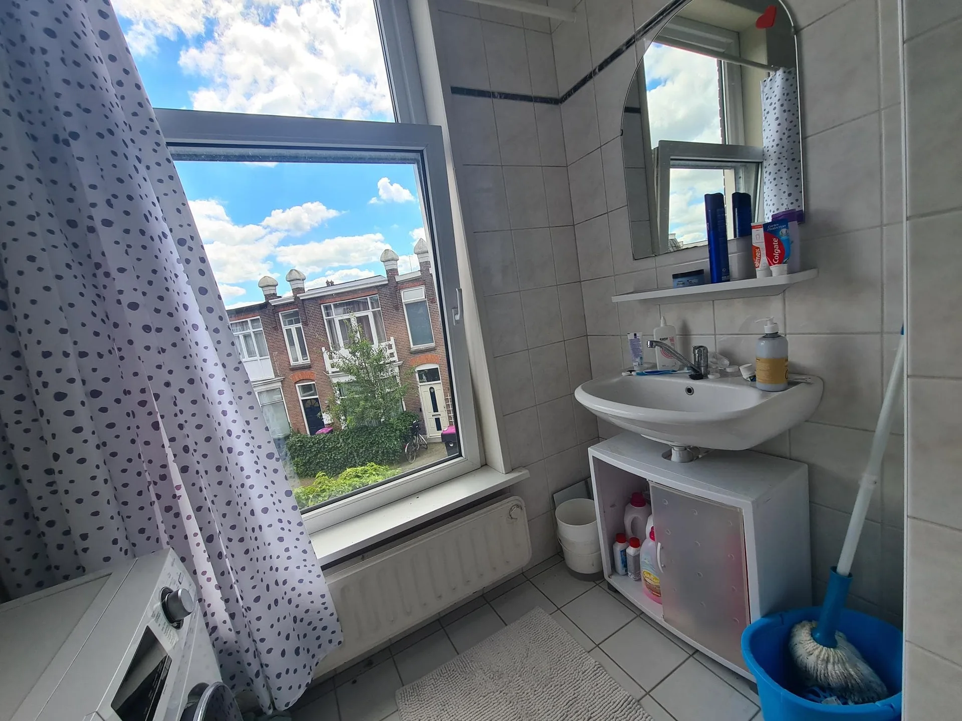 Foto van de Kamer gelegen aan de Spoorstraat in Leeuwarden