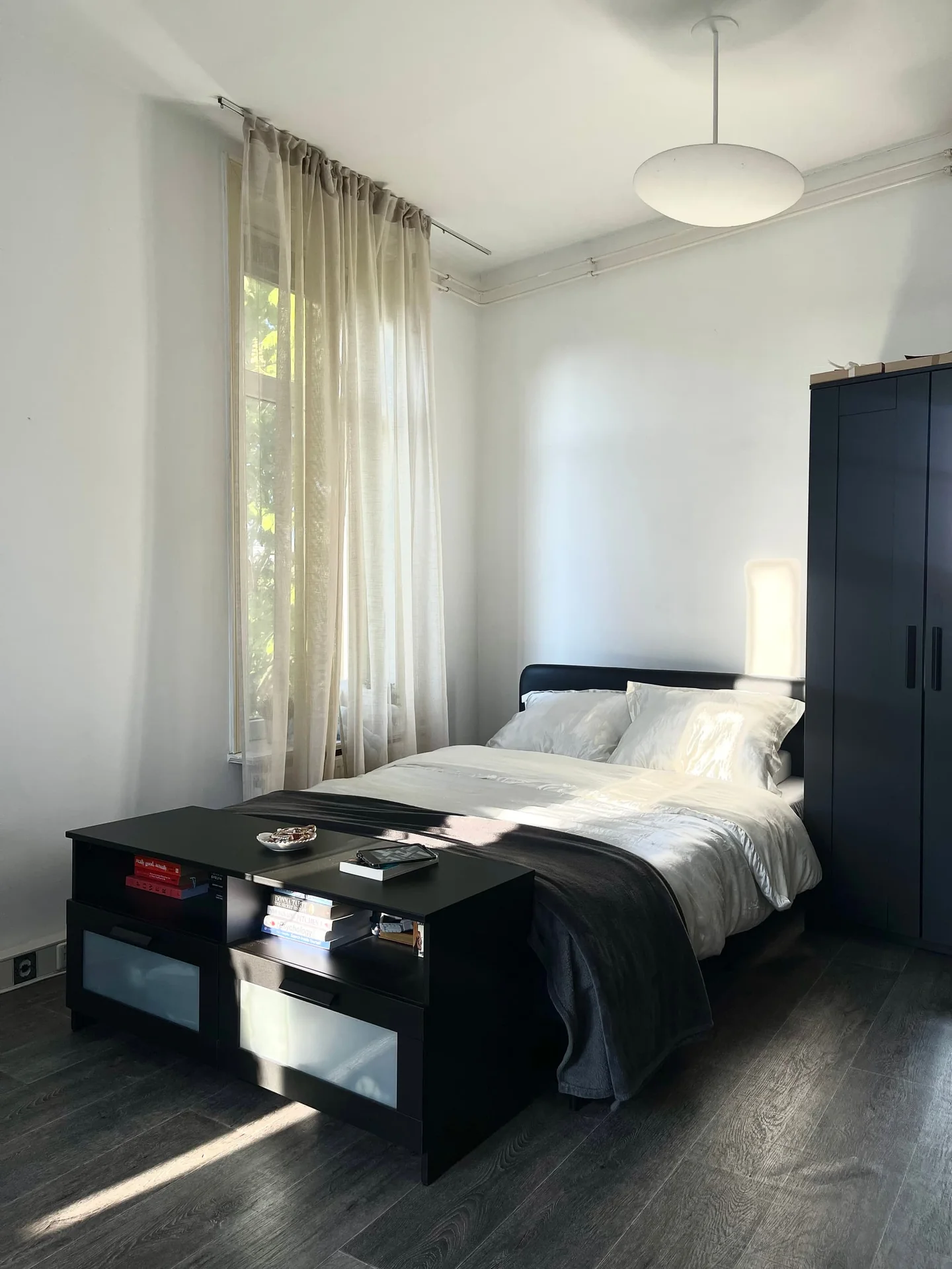 Foto van de Kamer gelegen aan de Henegouwerlaan in Rotterdam