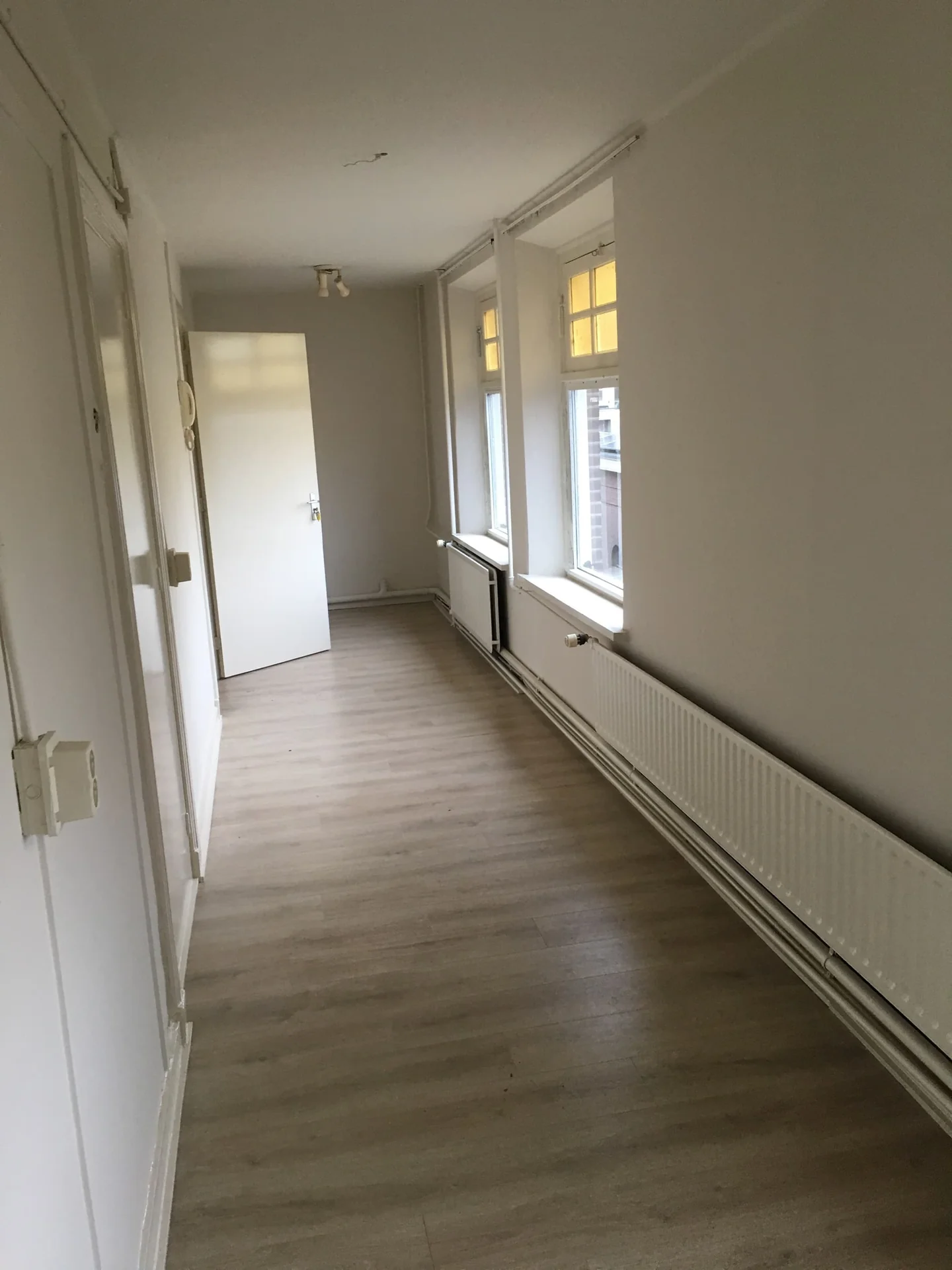 Foto van de Kamer gelegen aan de Dr. Nolensstraat in Tilburg