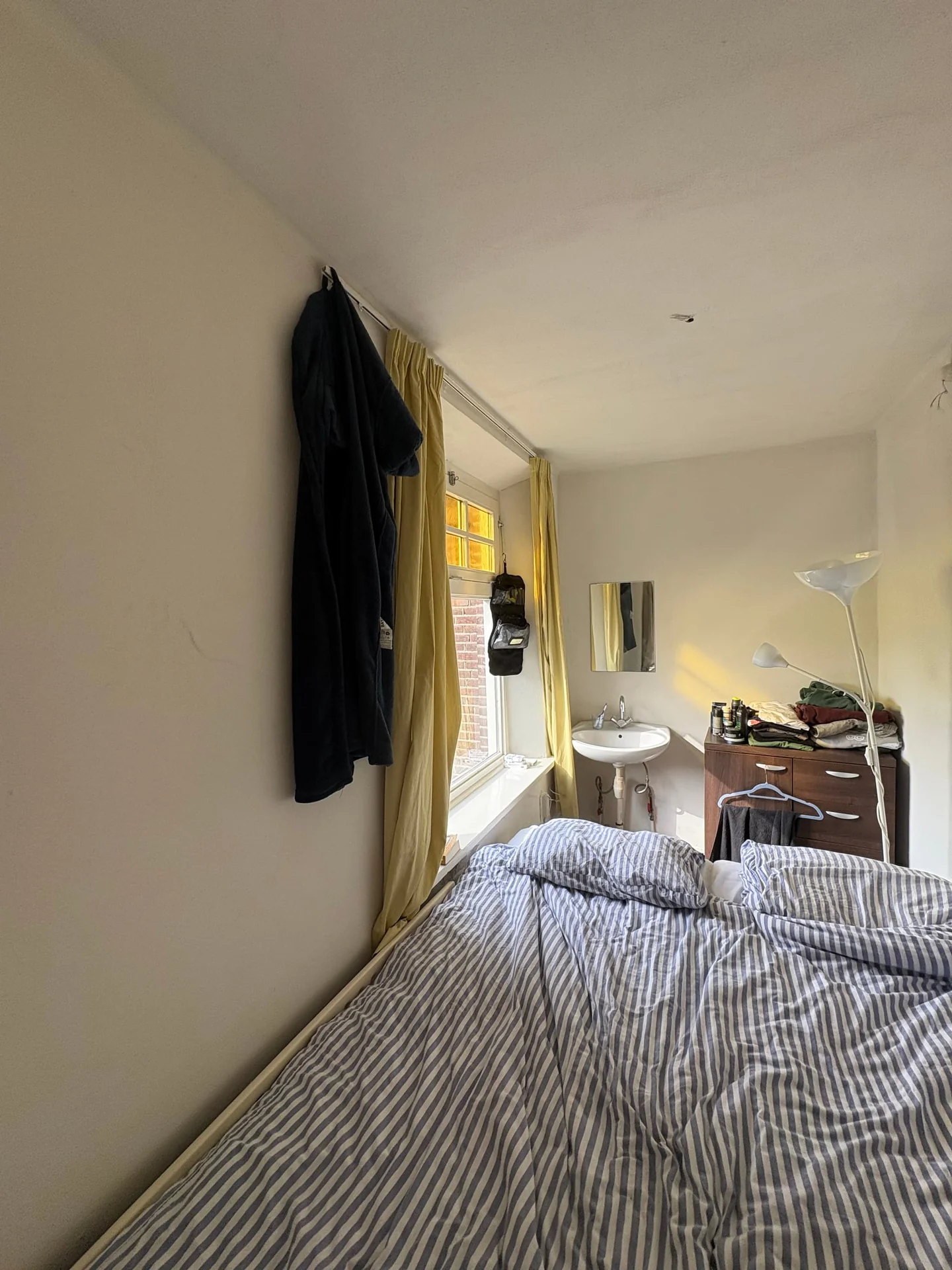 Foto van de Kamer gelegen aan de Dr. Nolensstraat in Tilburg