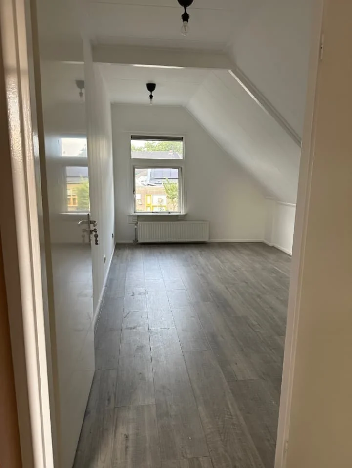 Foto van de Kamer gelegen aan de 1e Wormenseweg in Apeldoorn
