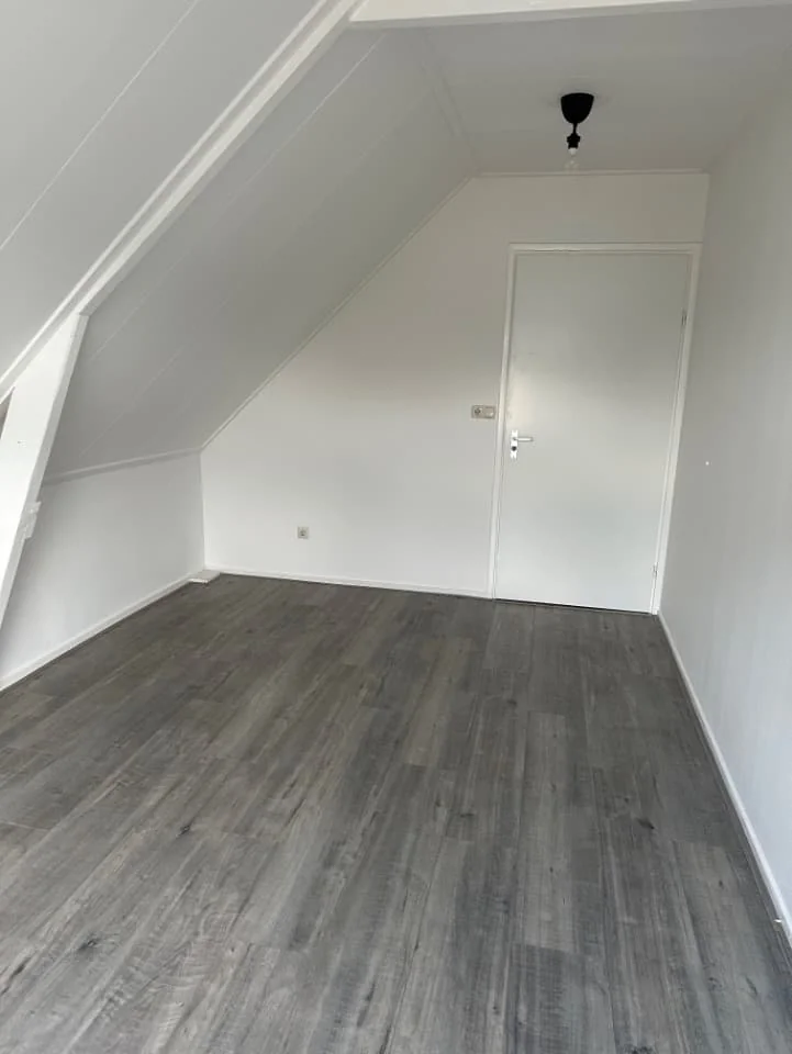 Foto van de Kamer gelegen aan de 1e Wormenseweg in Apeldoorn