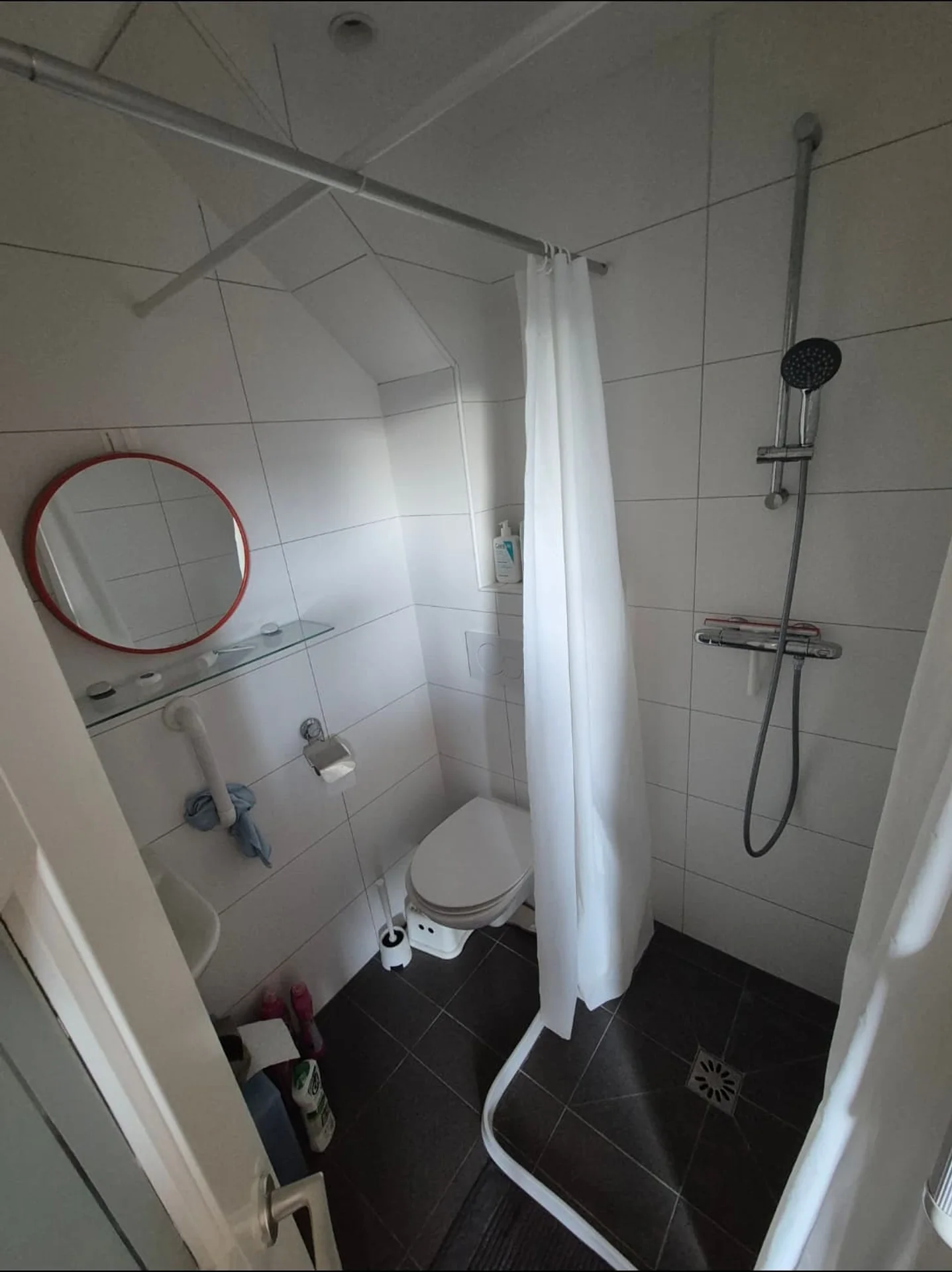 Foto van de Appartement gelegen aan de Linnaeusparkweg in Amsterdam