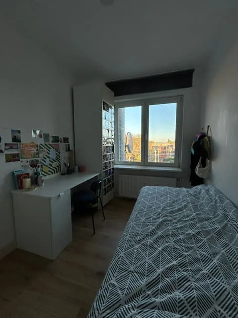 Foto van de Kamer gelegen aan de Laan van Meerdervoort in Den Haag