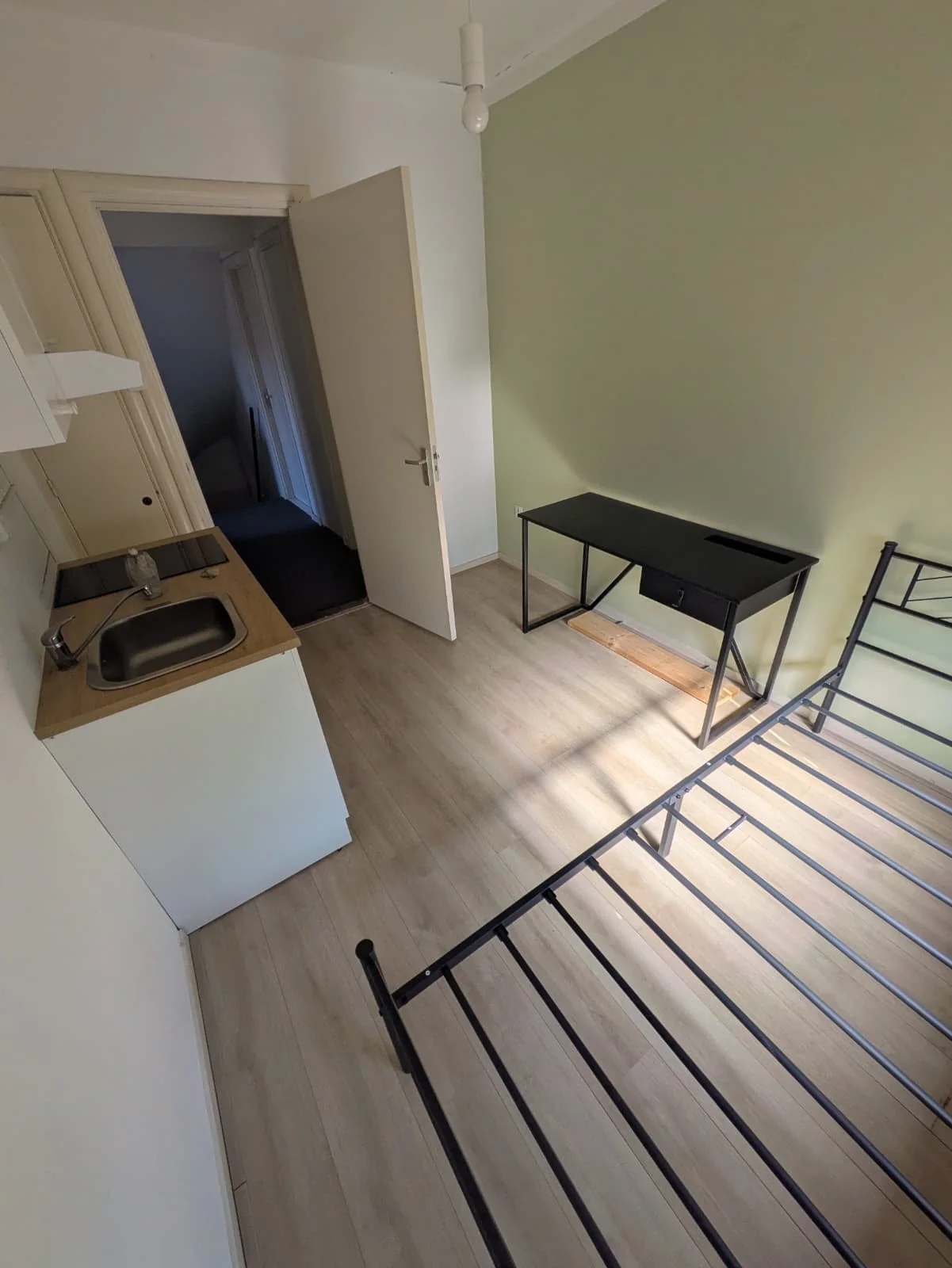 Foto van de Kamer gelegen aan de Van Linschotenstraat in Tilburg