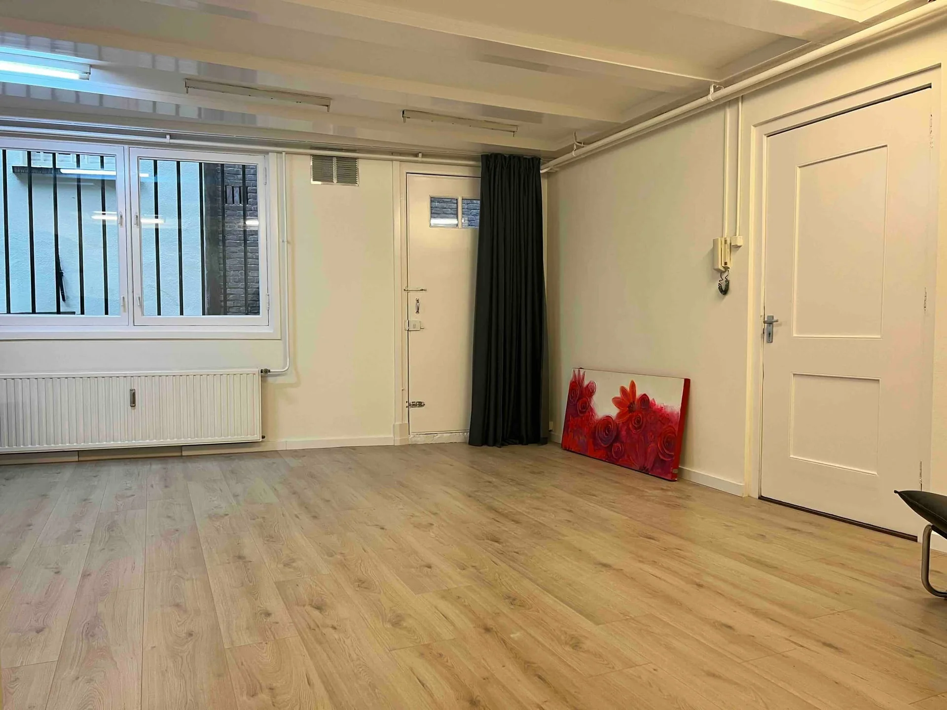 Foto van de Appartement gelegen aan de Oudezijds Voorburgwal in Amsterdam