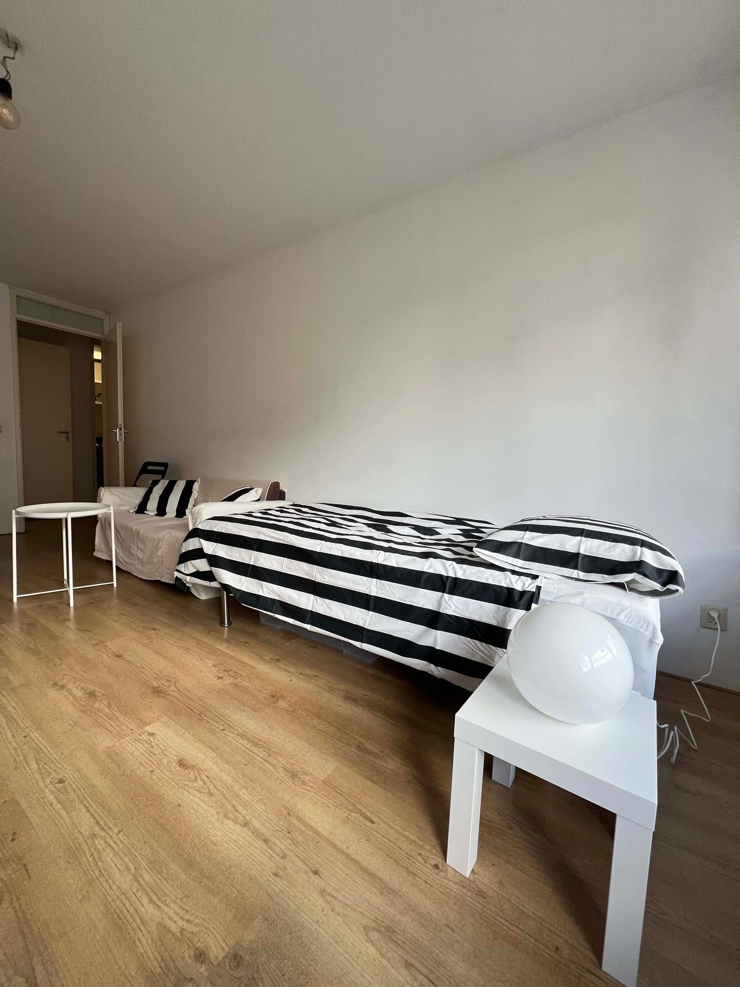 Foto van de Kamer gelegen aan de Lodewijk Pincoffsweg in Rotterdam