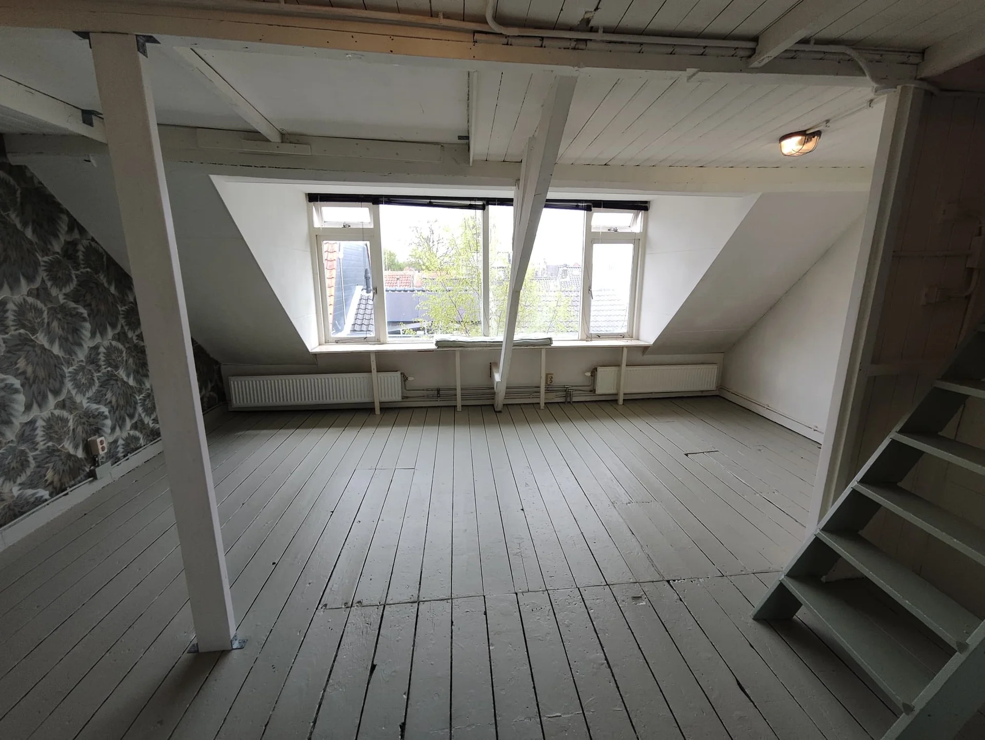 Foto van de Kamer gelegen aan de Esschilderstraat in Haarlem