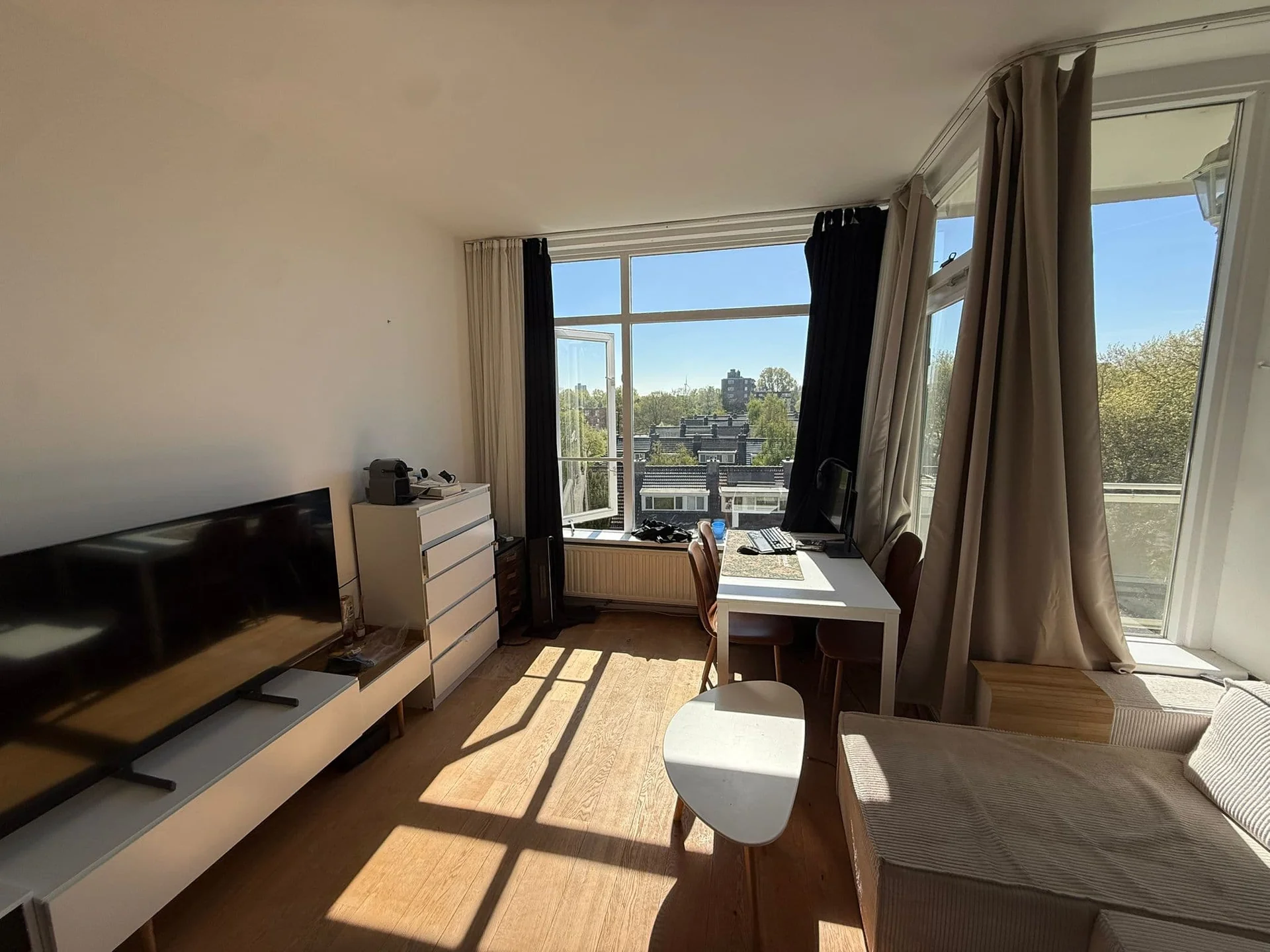 Foto van de Kamer gelegen aan de Denenburg in Den Haag