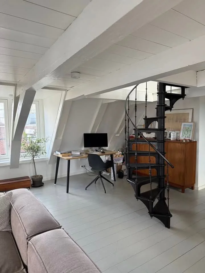 Foto van de Kamer gelegen aan de Spuistraat in Amsterdam