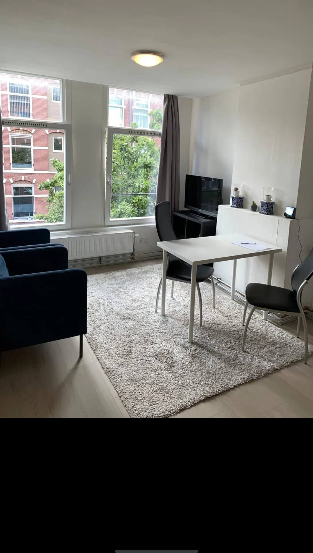 Foto van de Kamer gelegen aan de Fannius Scholtenstraat in Amsterdam
