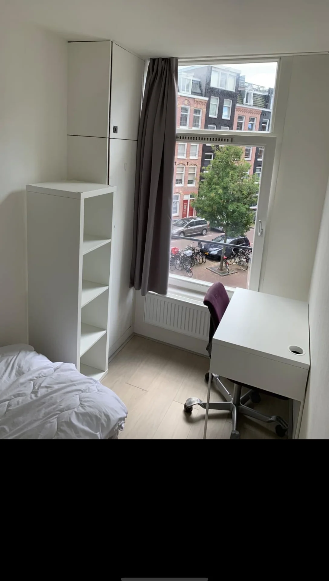 Foto van de Kamer gelegen aan de Fannius Scholtenstraat in Amsterdam
