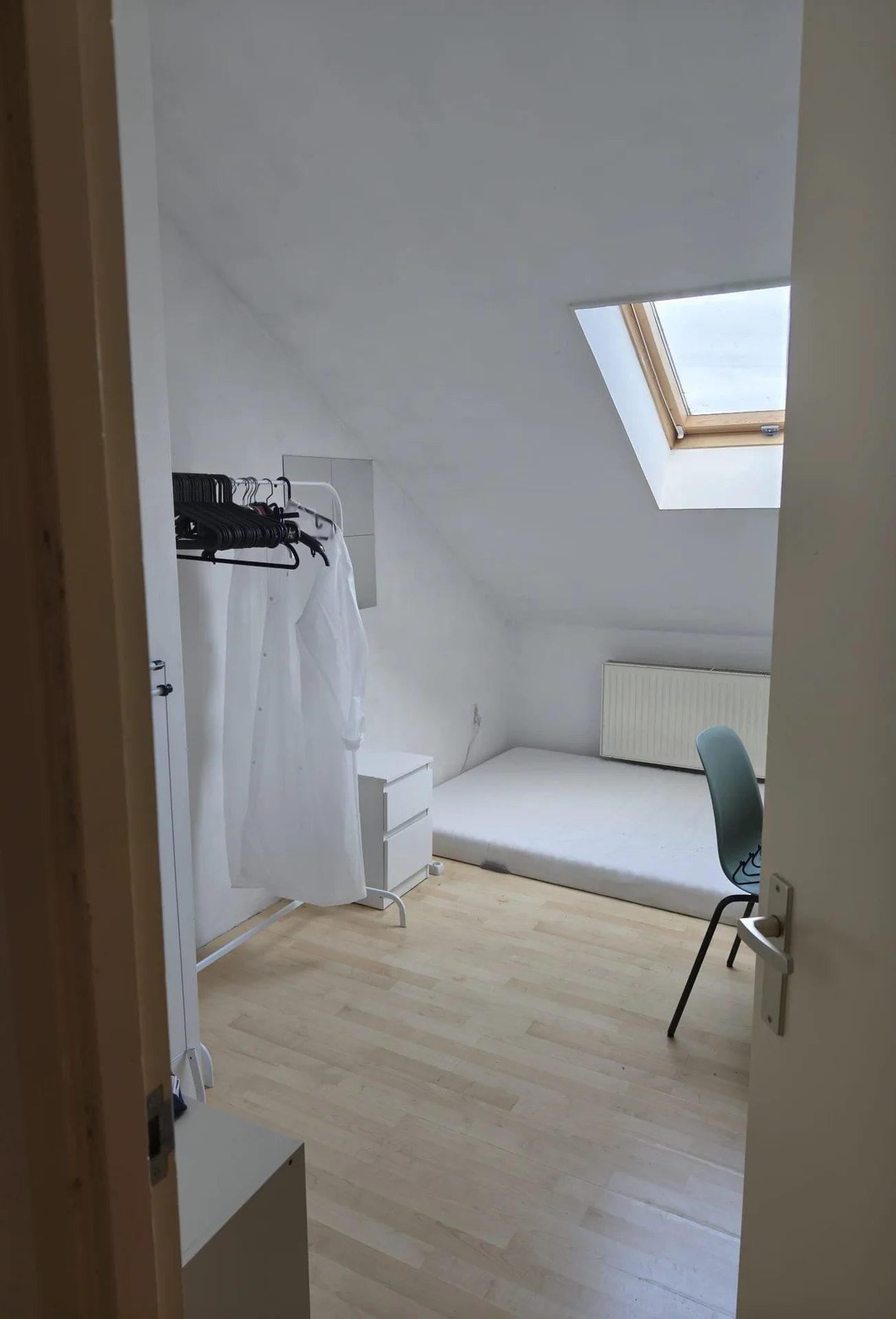 Foto van de Kamer gelegen aan de Veenendaalkade in Den Haag