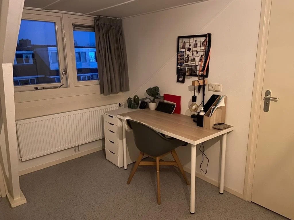 Foto van de Kamer gelegen aan de Bilderdijkstraat in Leeuwarden