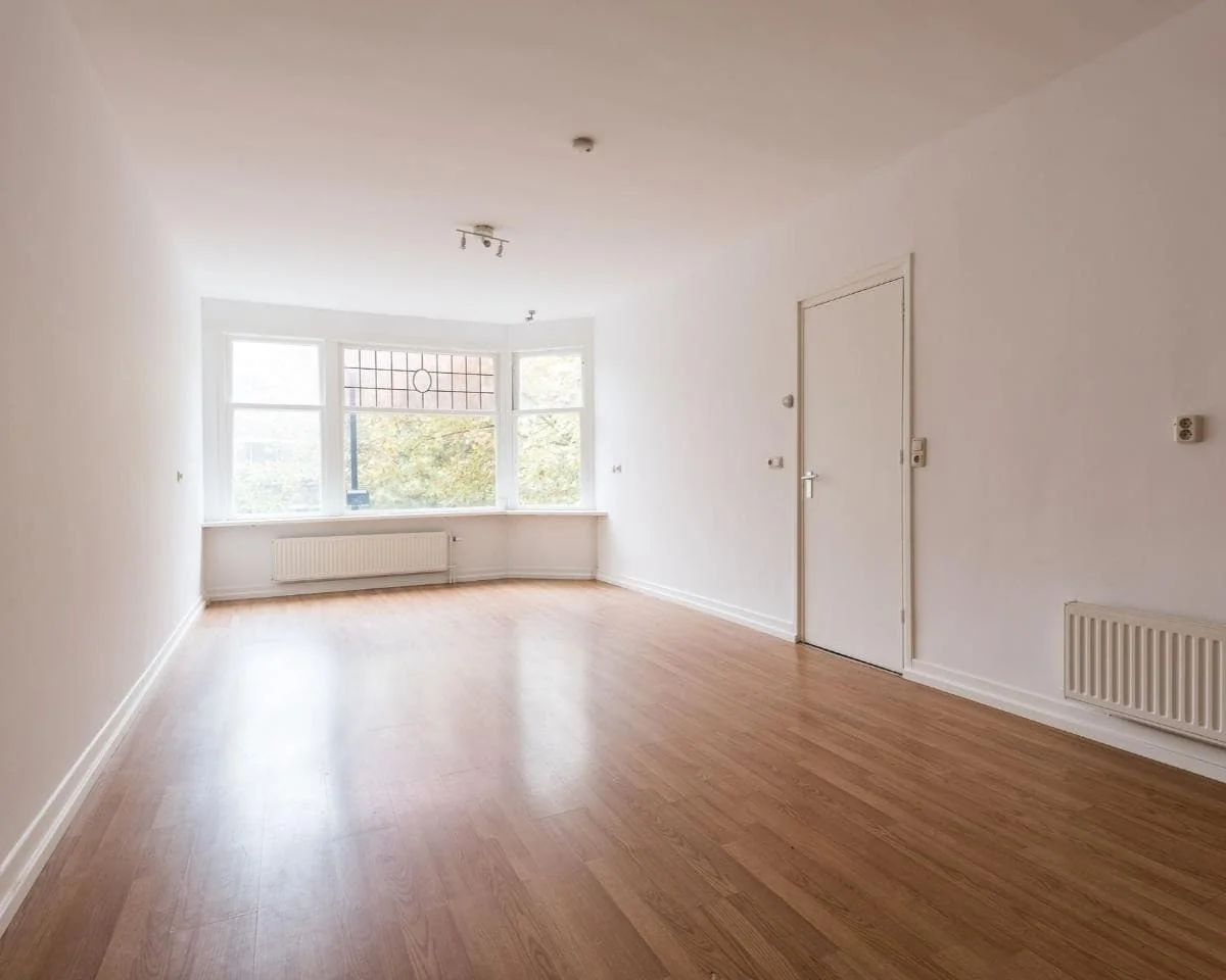Foto van de Kamer gelegen aan de Mathenesserweg in Rotterdam