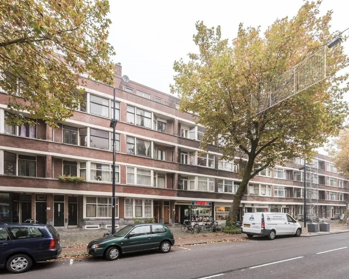 Foto van de Kamer gelegen aan de Mathenesserweg in Rotterdam