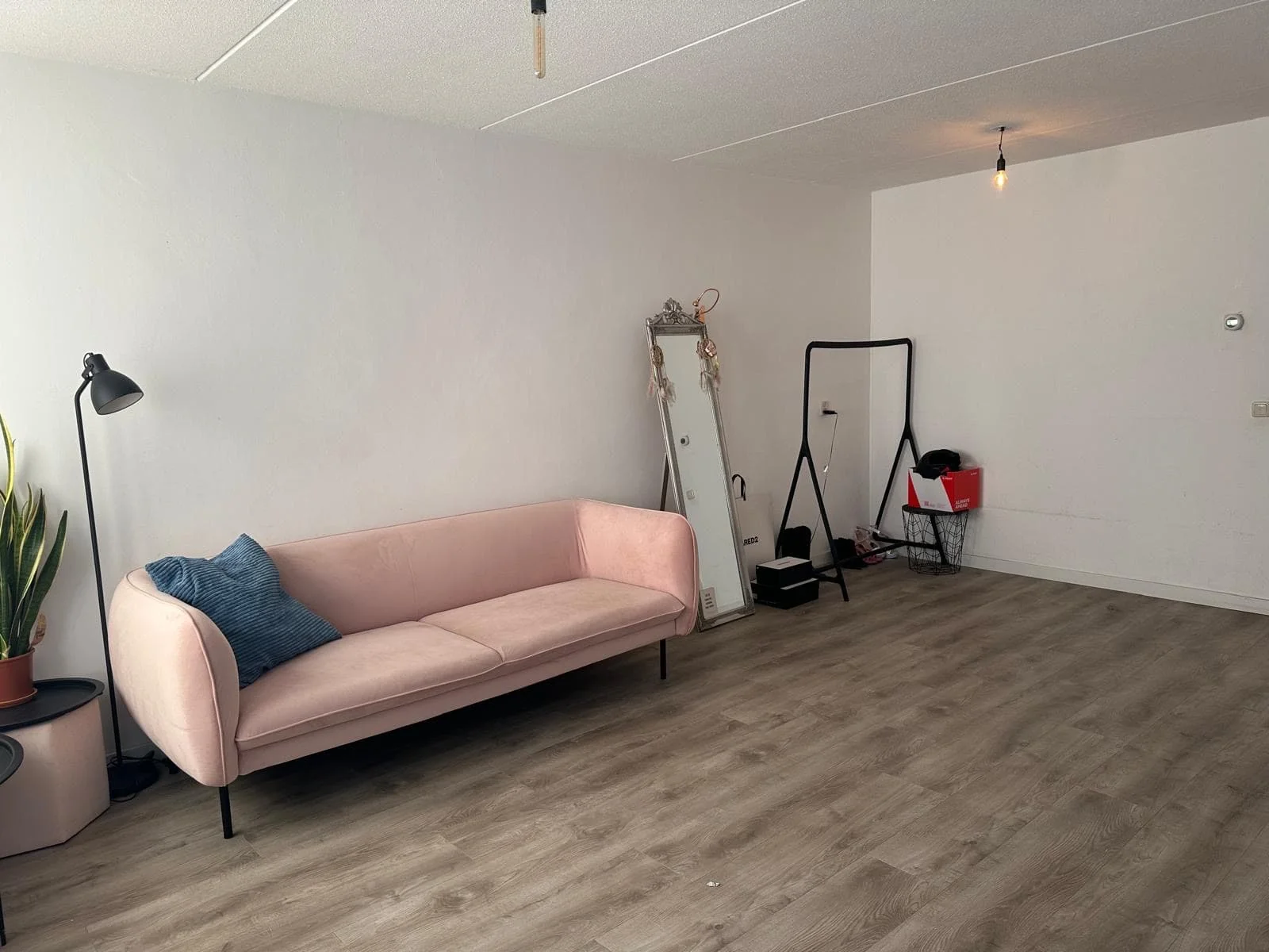 Foto van de Kamer gelegen aan de Van Woustraat in Amsterdam