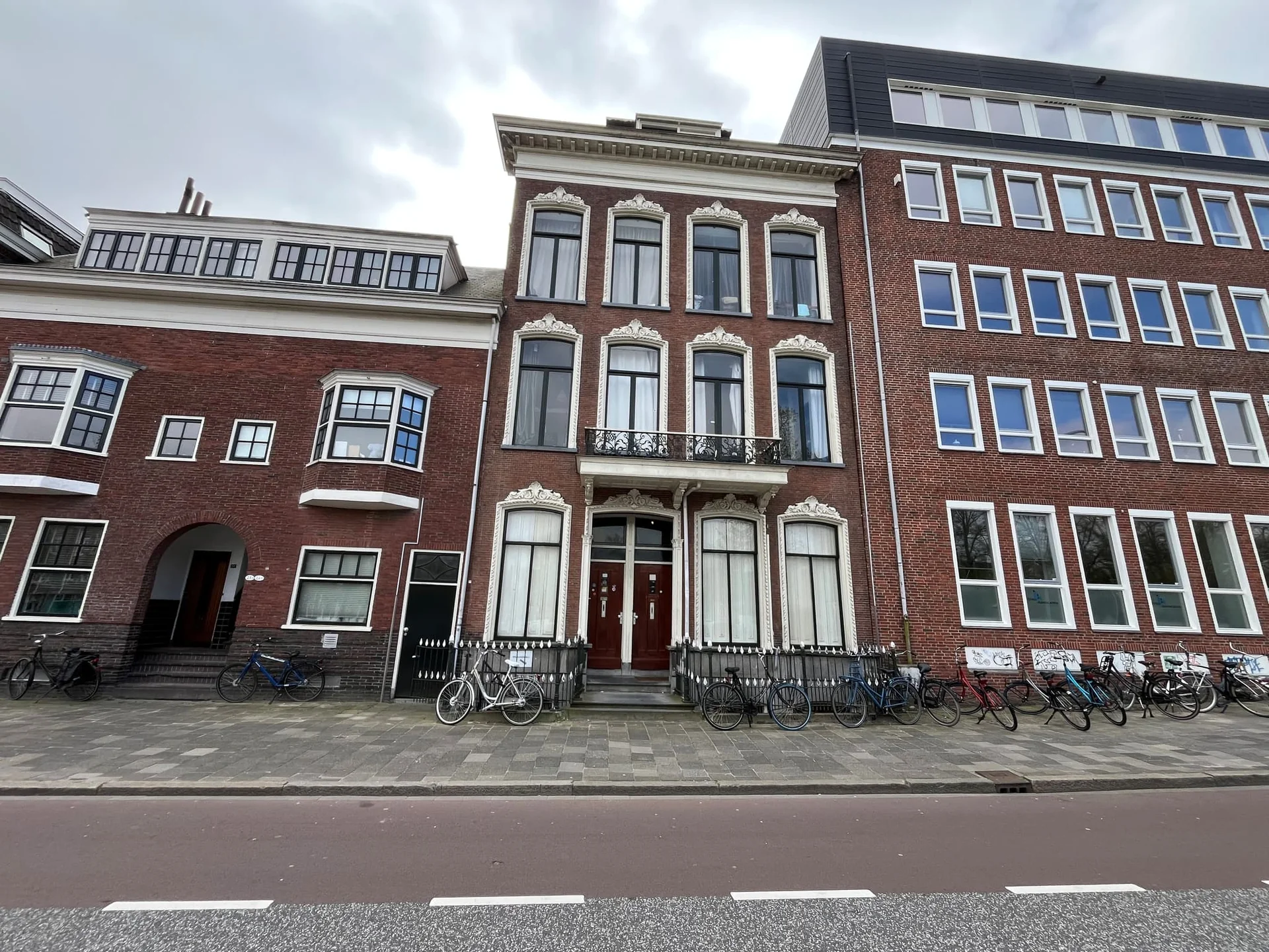 Foto van de Kamer gelegen aan de Spilsluizen in Groningen