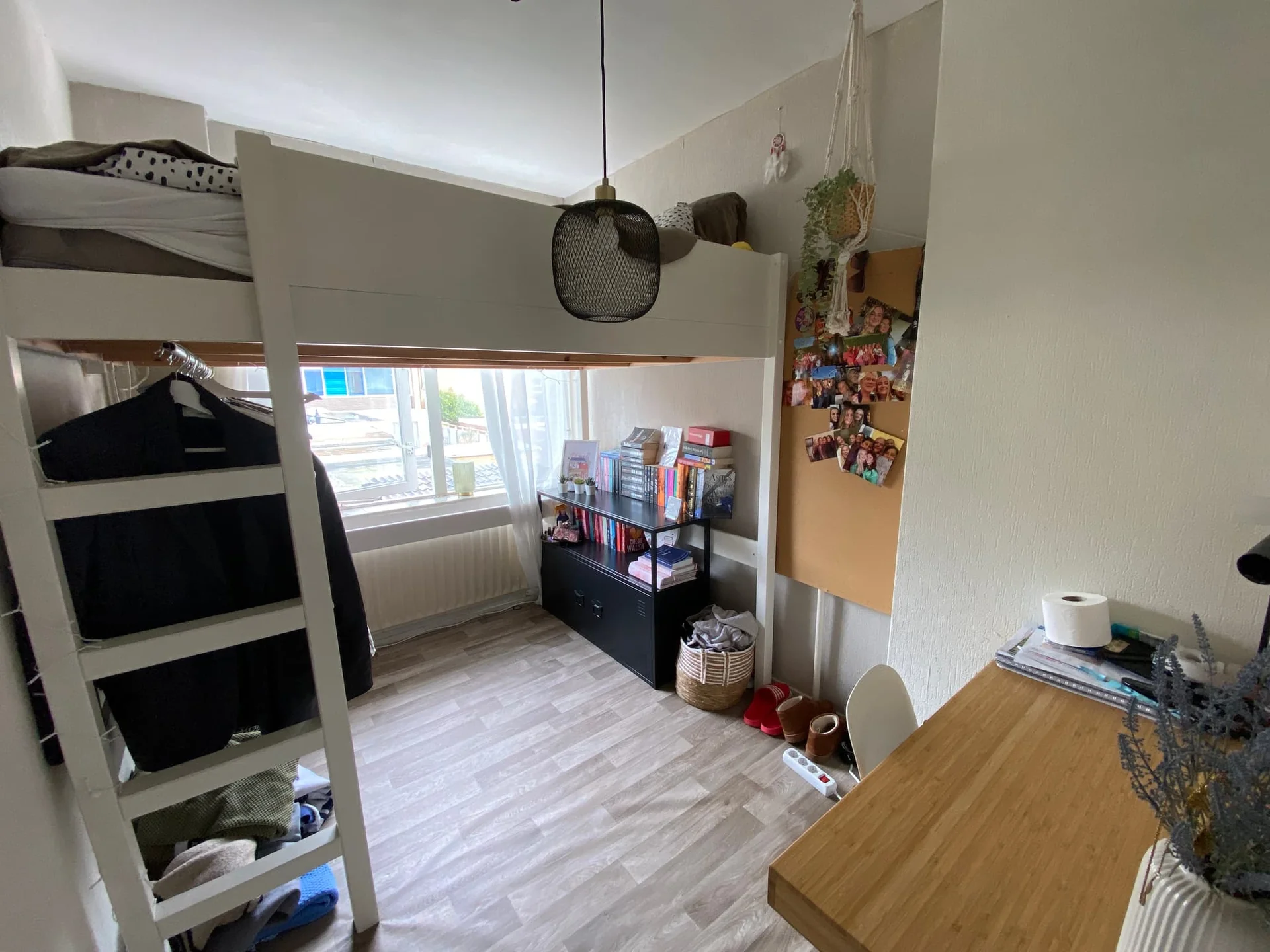Foto van de Kamer gelegen aan de Mercuriusstraat in Groningen