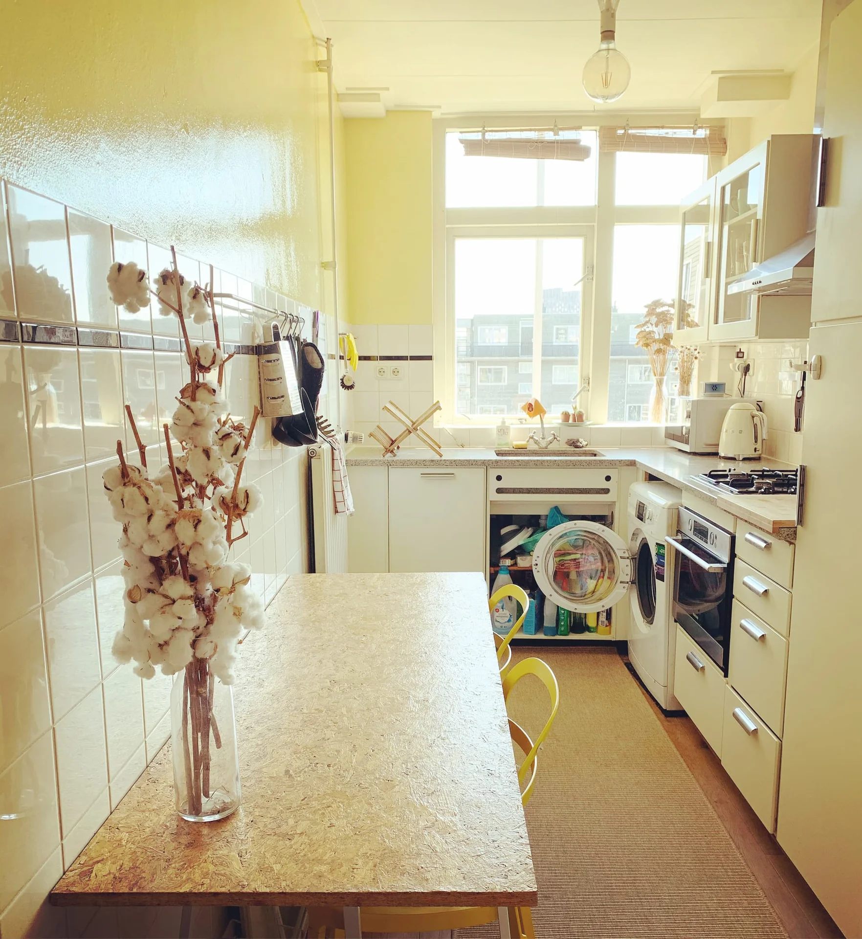 Foto van de Kamer gelegen aan de Van Hallstraat in Amsterdam