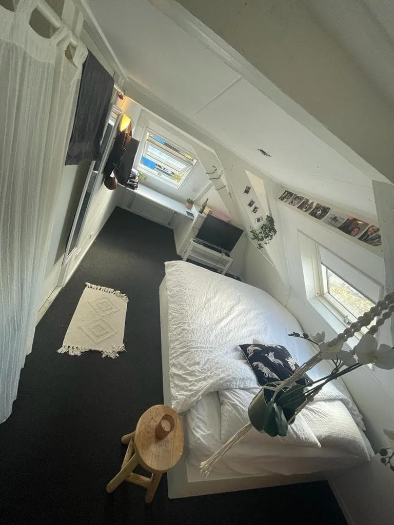 Foto van de Kamer gelegen aan de Schoolstraat in Leeuwarden