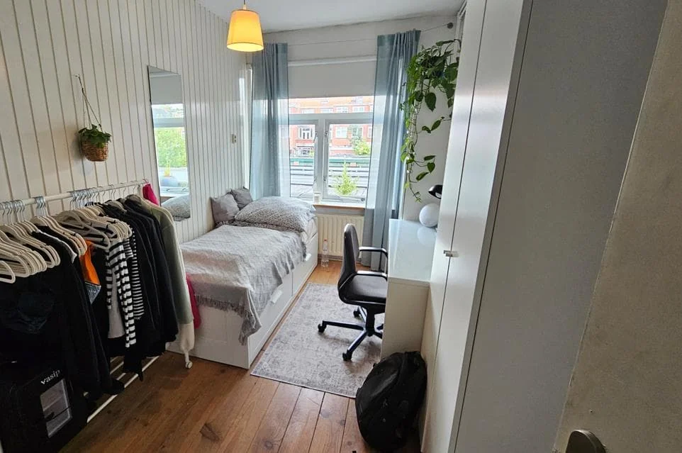 Foto van de Kamer gelegen aan de Paulus Potterstraat in Groningen