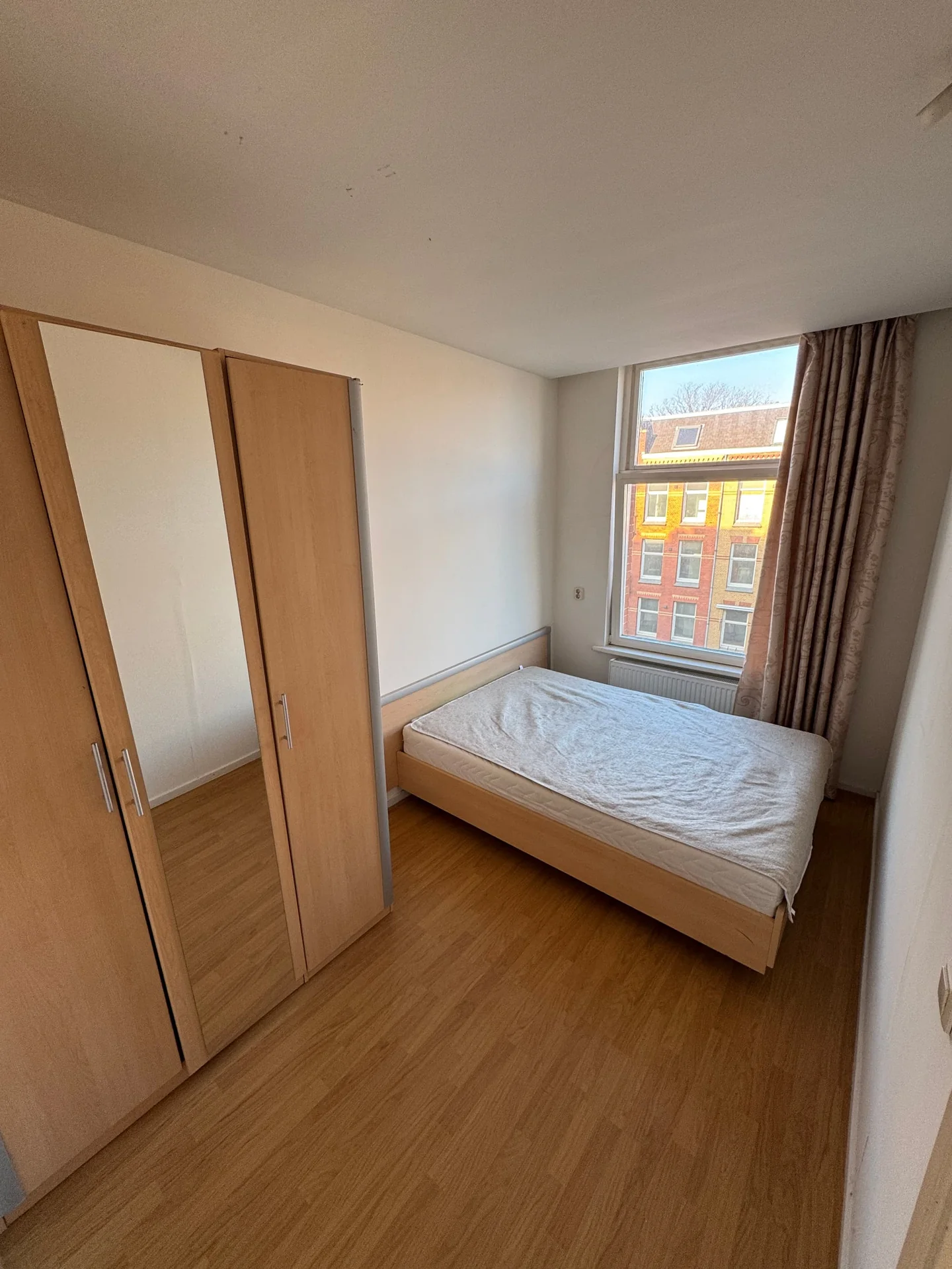 Foto van de Appartement gelegen aan de Admiraal De Ruijterweg in Amsterdam