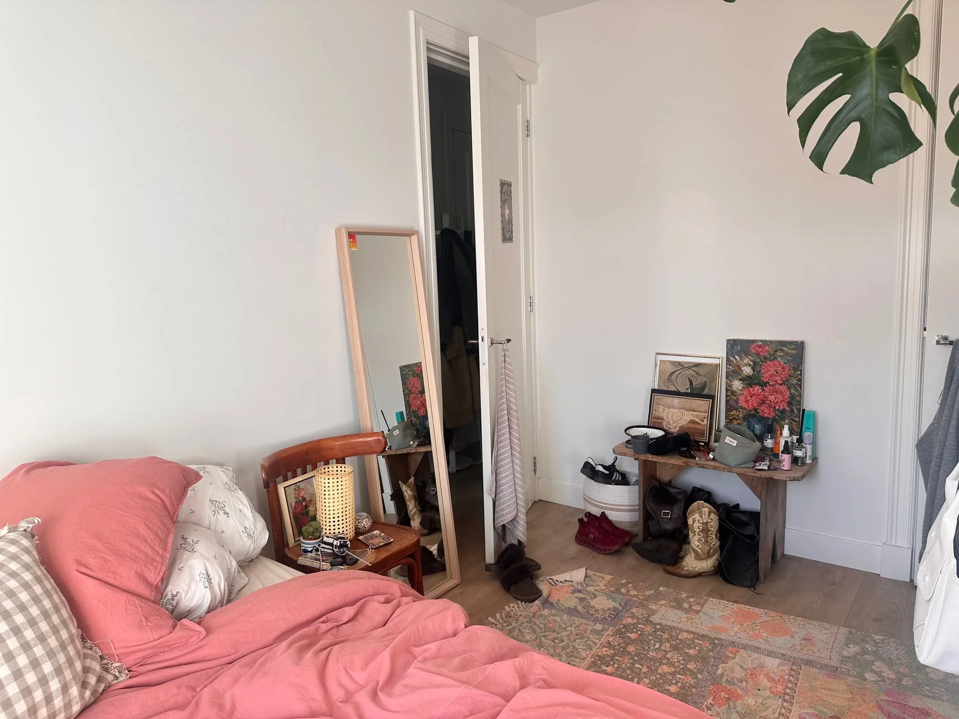 Foto van de Kamer gelegen aan de Van Walbeeckstraat in Amsterdam