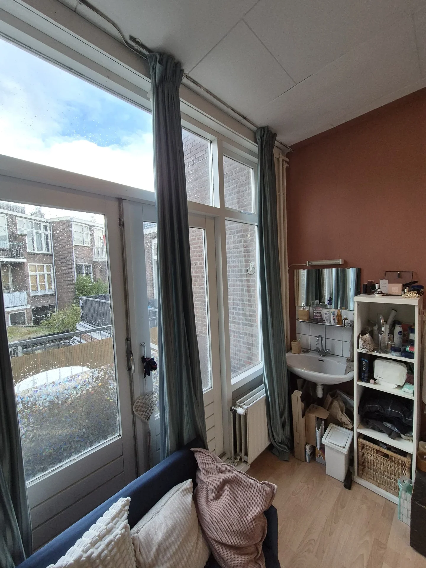 Foto van de Kamer gelegen aan de Valkenboslaan in Den Haag