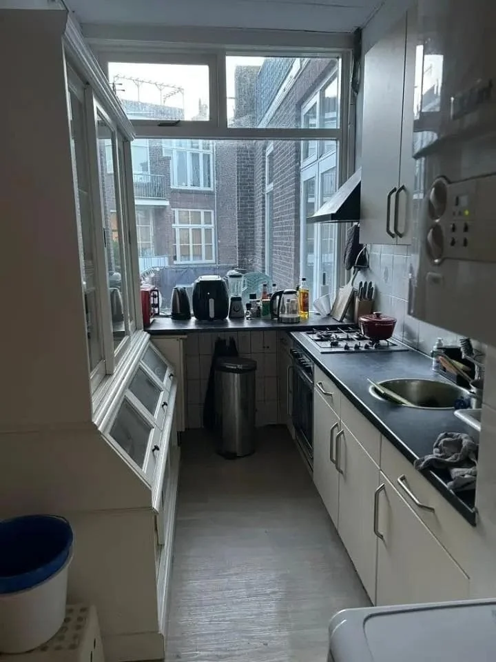 Foto van de Kamer gelegen aan de Valkenboslaan in Den Haag