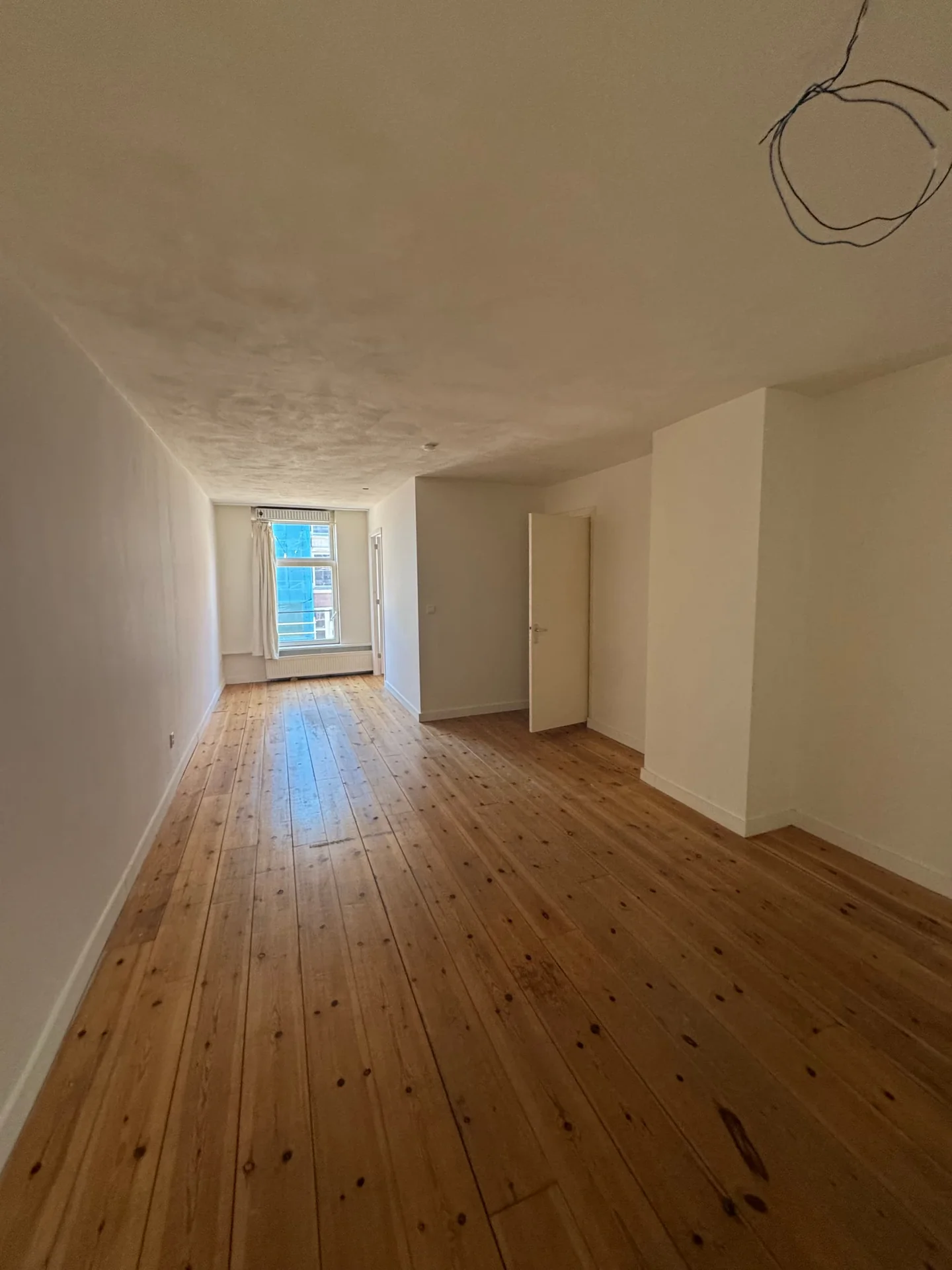 Foto van de Kamer gelegen aan de Kinkerstraat in Amsterdam