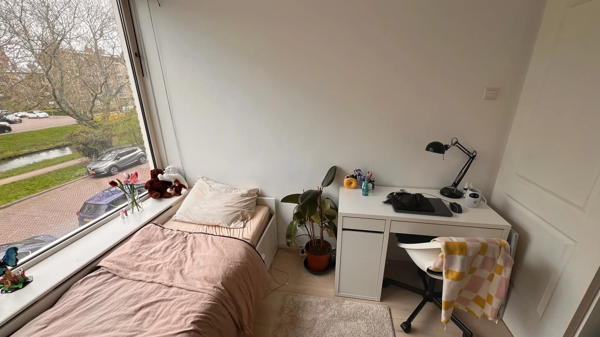 Foto van de Kamer gelegen aan de Goeverneurkade in Voorburg