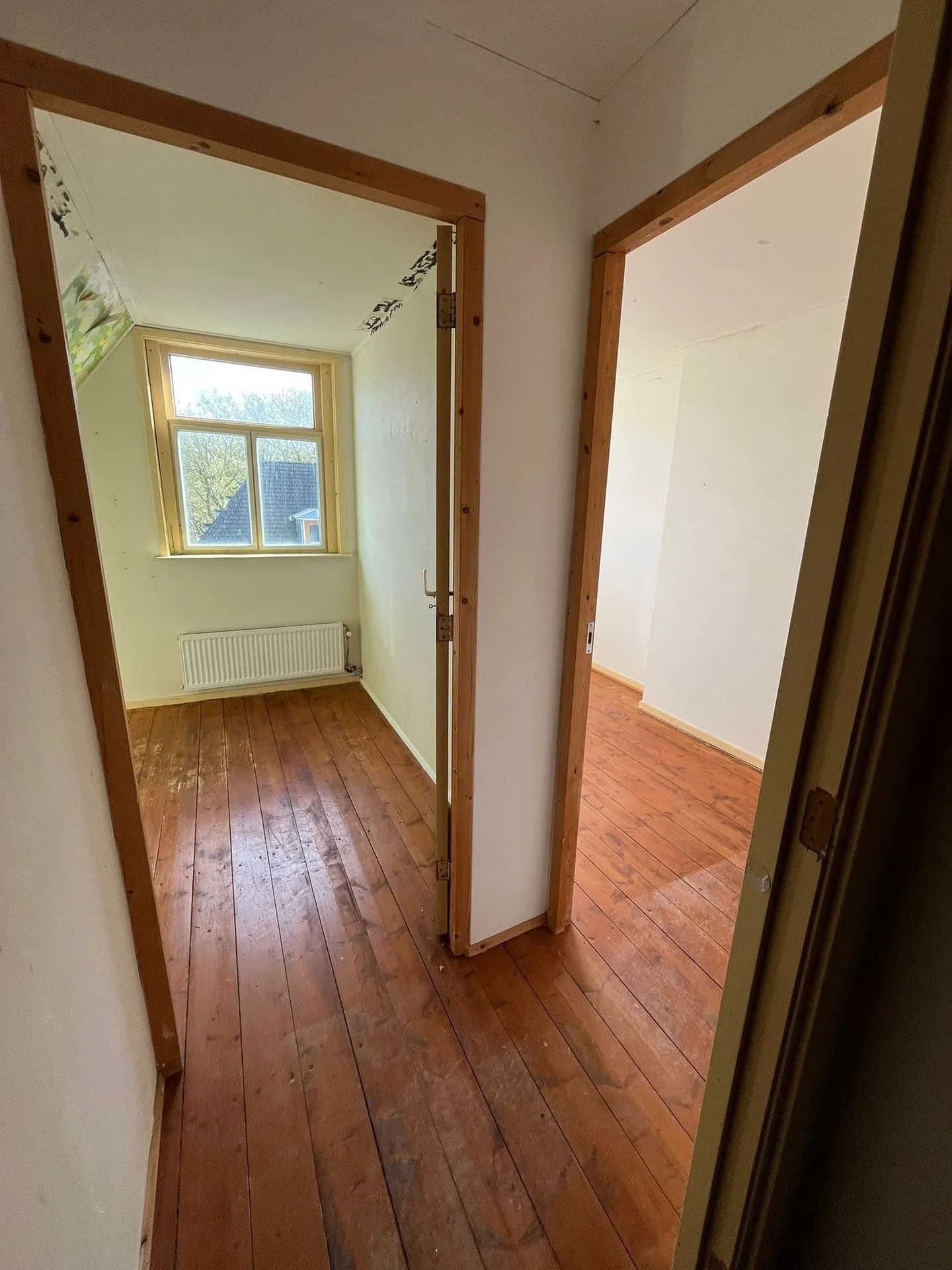 Foto van de Kamer gelegen aan de Frederik Hendrikplantsoen in Amsterdam