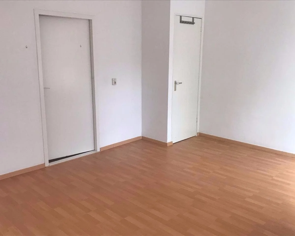 Foto van de Kamer gelegen aan de Polderlaan in Rotterdam