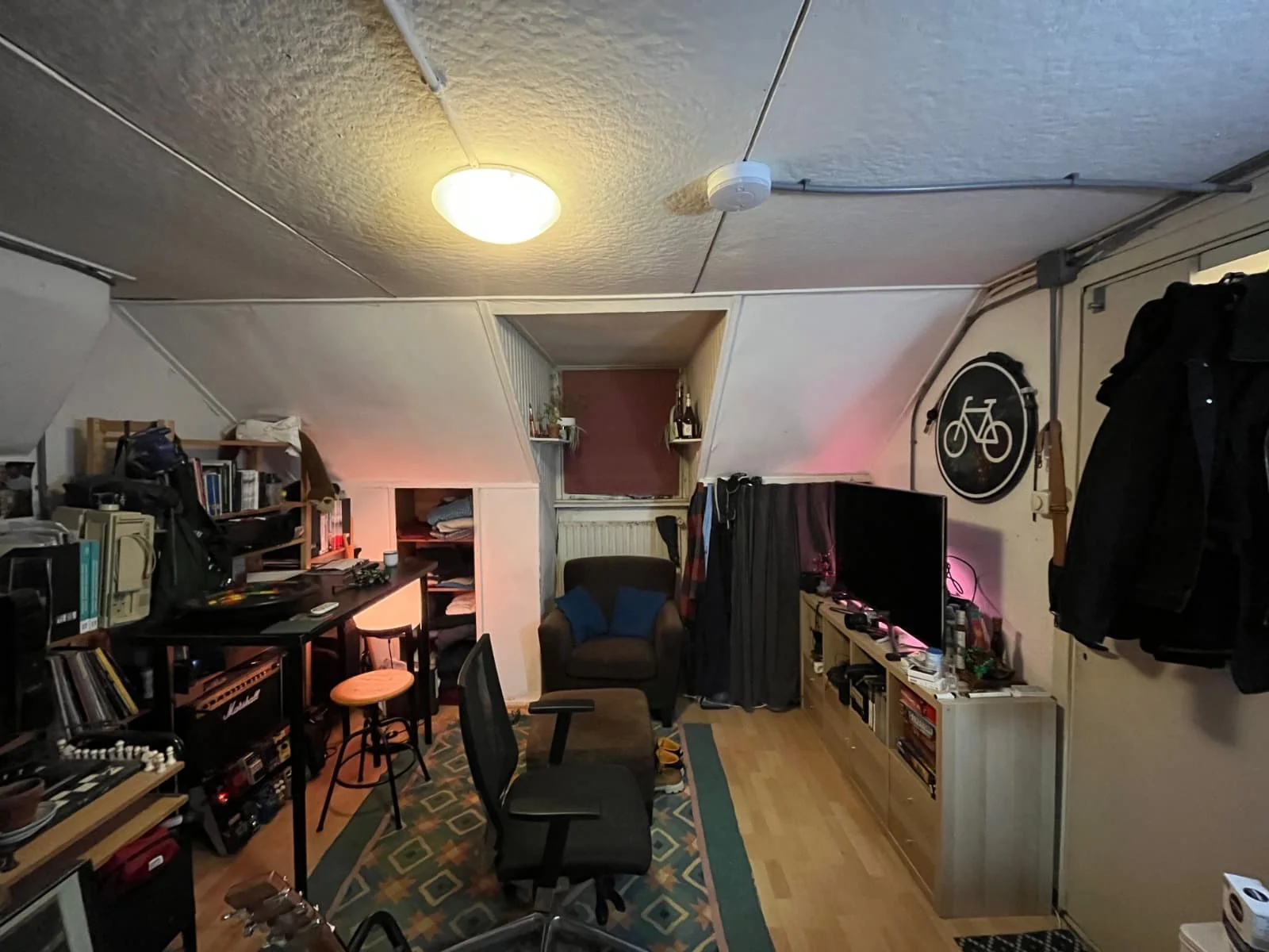 Foto van de Kamer gelegen aan de Jan van der Nootstraat in Eindhoven