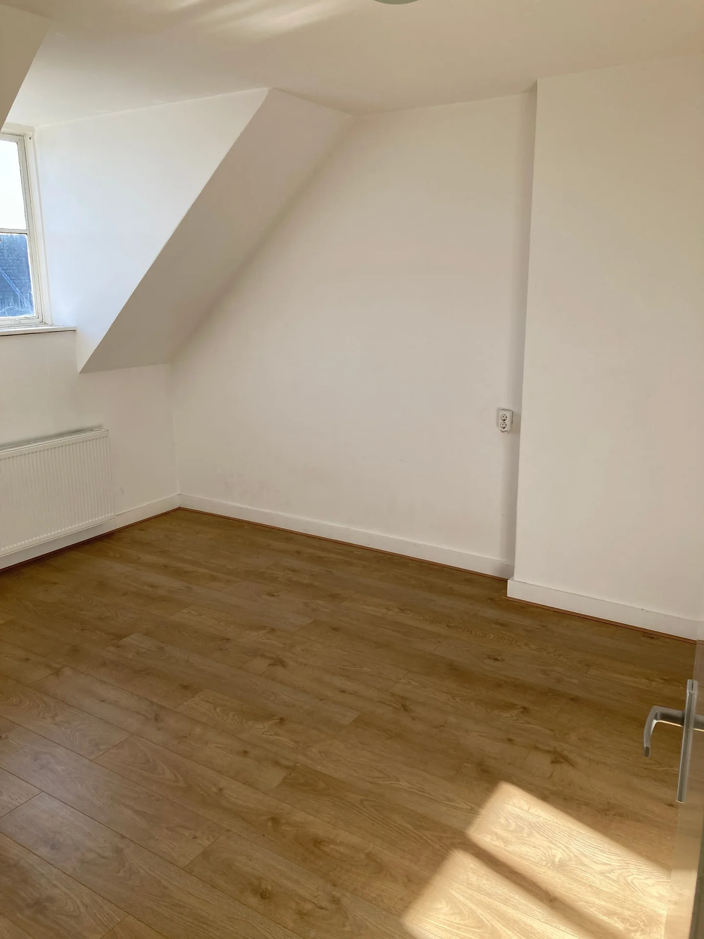 Foto van de Kamer gelegen aan de Wolphaertsbocht in Rotterdam