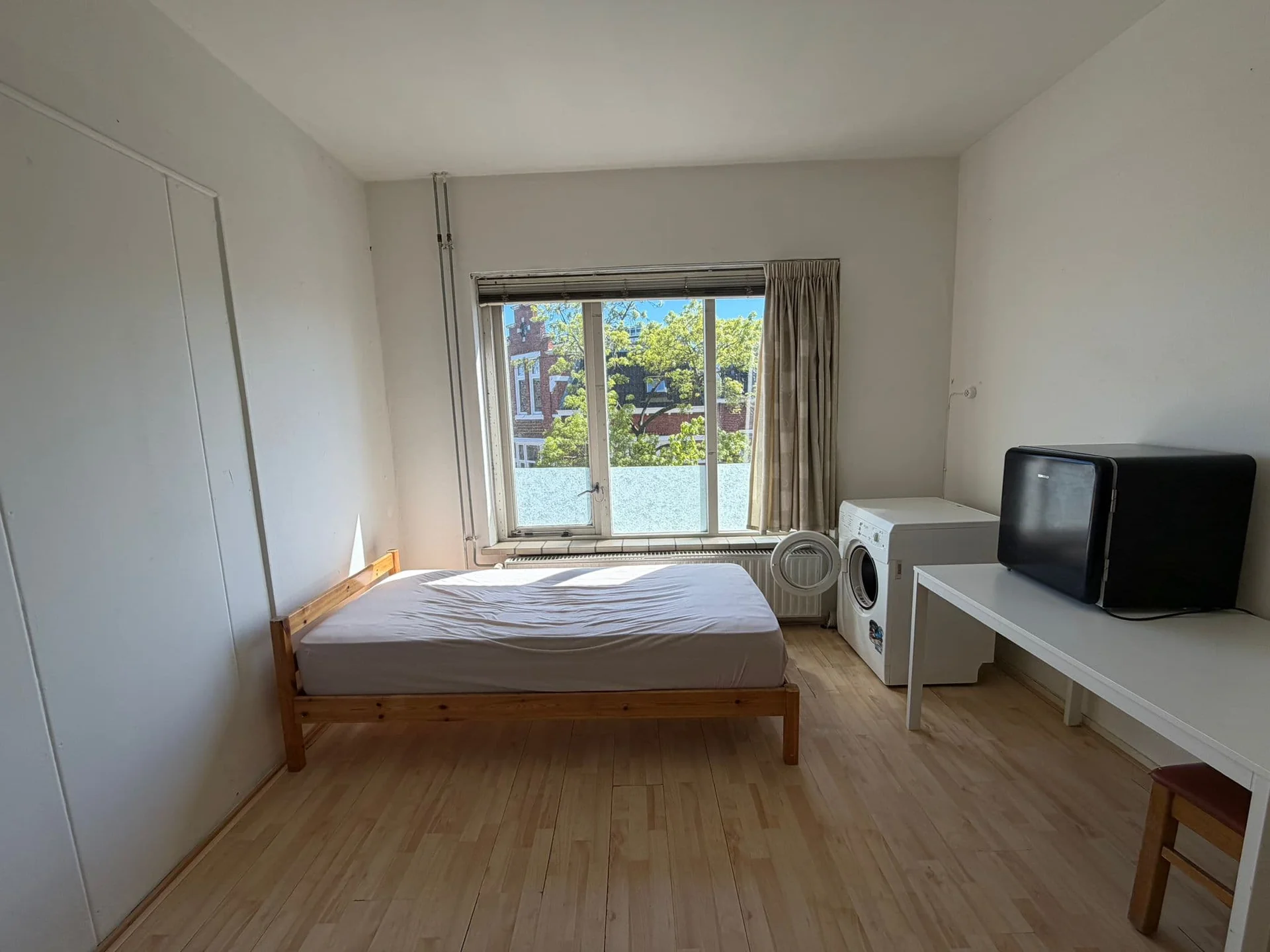 Foto van de Kamer gelegen aan de Jozef Israelsplein in Groningen