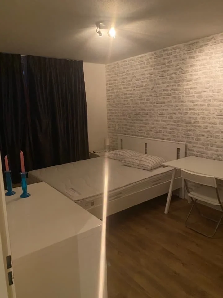 Foto van de Kamer gelegen aan de Wamelstraat in Amsterdam